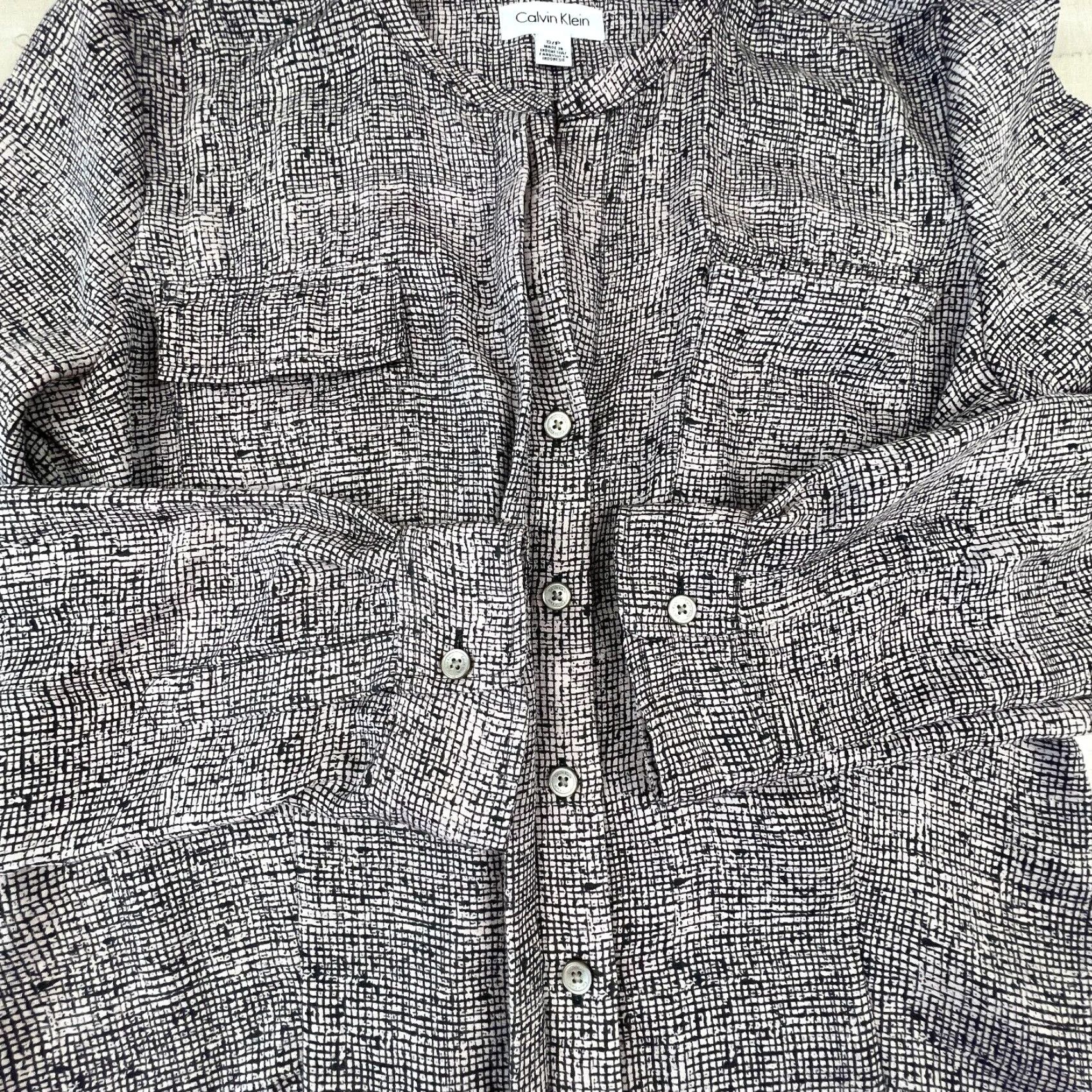 Calvin Klein Calvin Klein Womens Small Top Career Casual Roll Tab Shirt Size S / US 4 / IT 40 - 6 Thumbnail