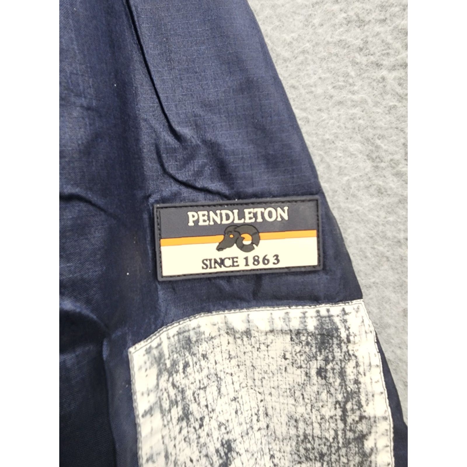 Pendleton Vintage Pendleton Hooded Blue Medium Windbreaker Jacket User: Vintage Pendleton Hooded Blue Medium Windbreaker Jacket Size US M / EU 48-50 / 2 - 3 Thumbnail
