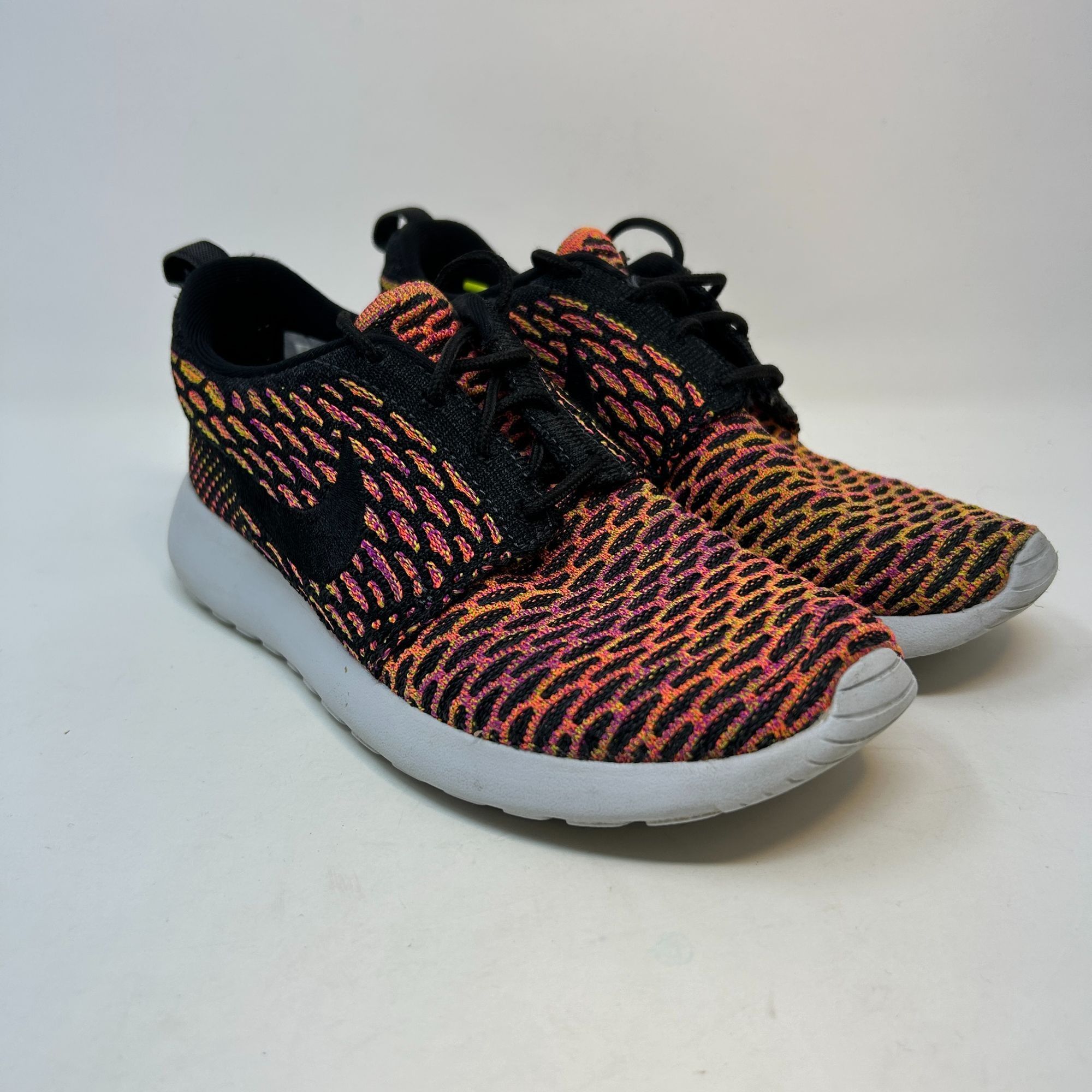 Nike Nike Womens Roshe One Flyknit 'Floridian Mix' Size 5.5 Size US 5.5 / IT 35.5 - 4 Thumbnail