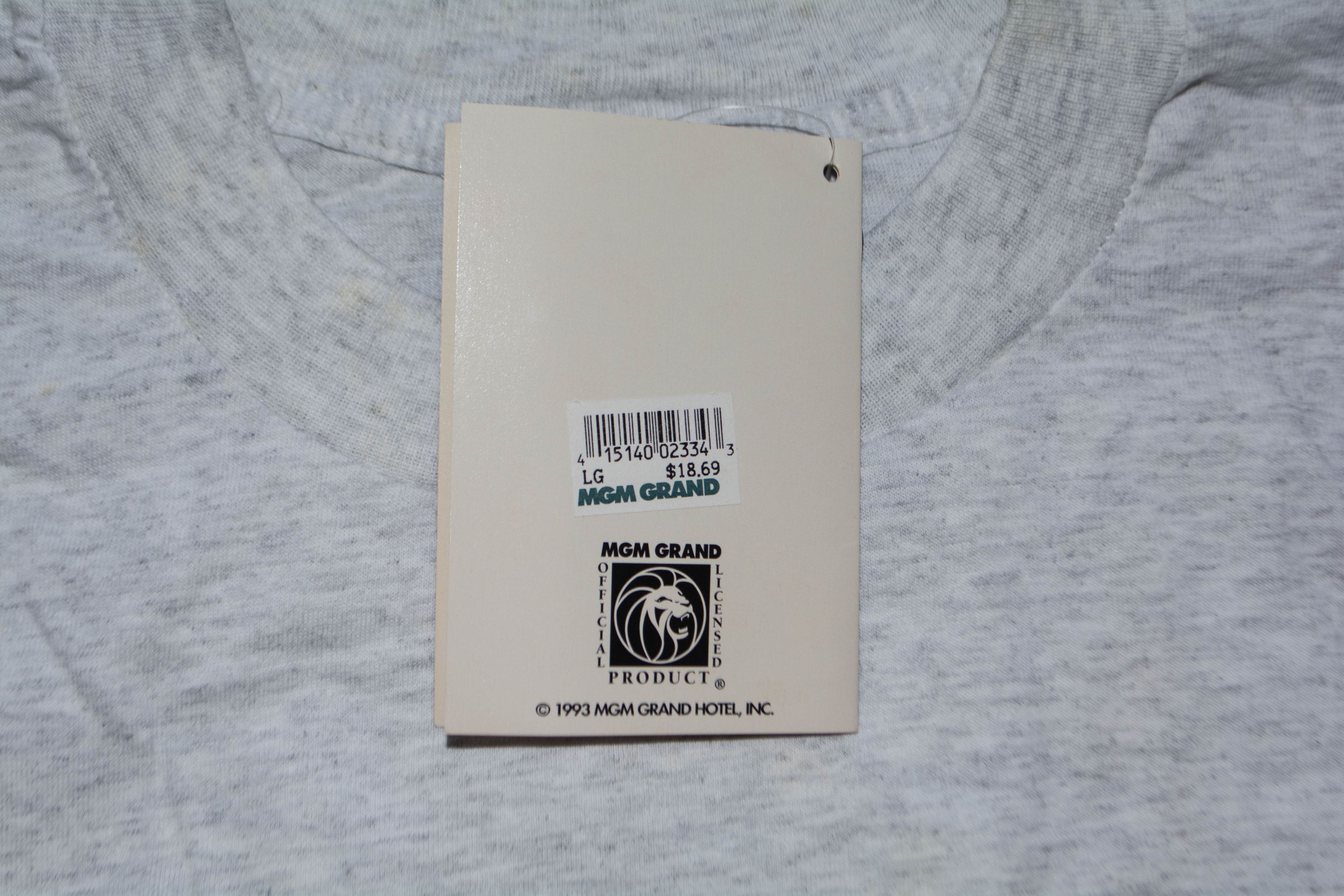 Vintage NWT* 1996 Tyson vs Bruno Official Fight T-shirt Size US L / EU 52-54 / 3 - 5 Thumbnail