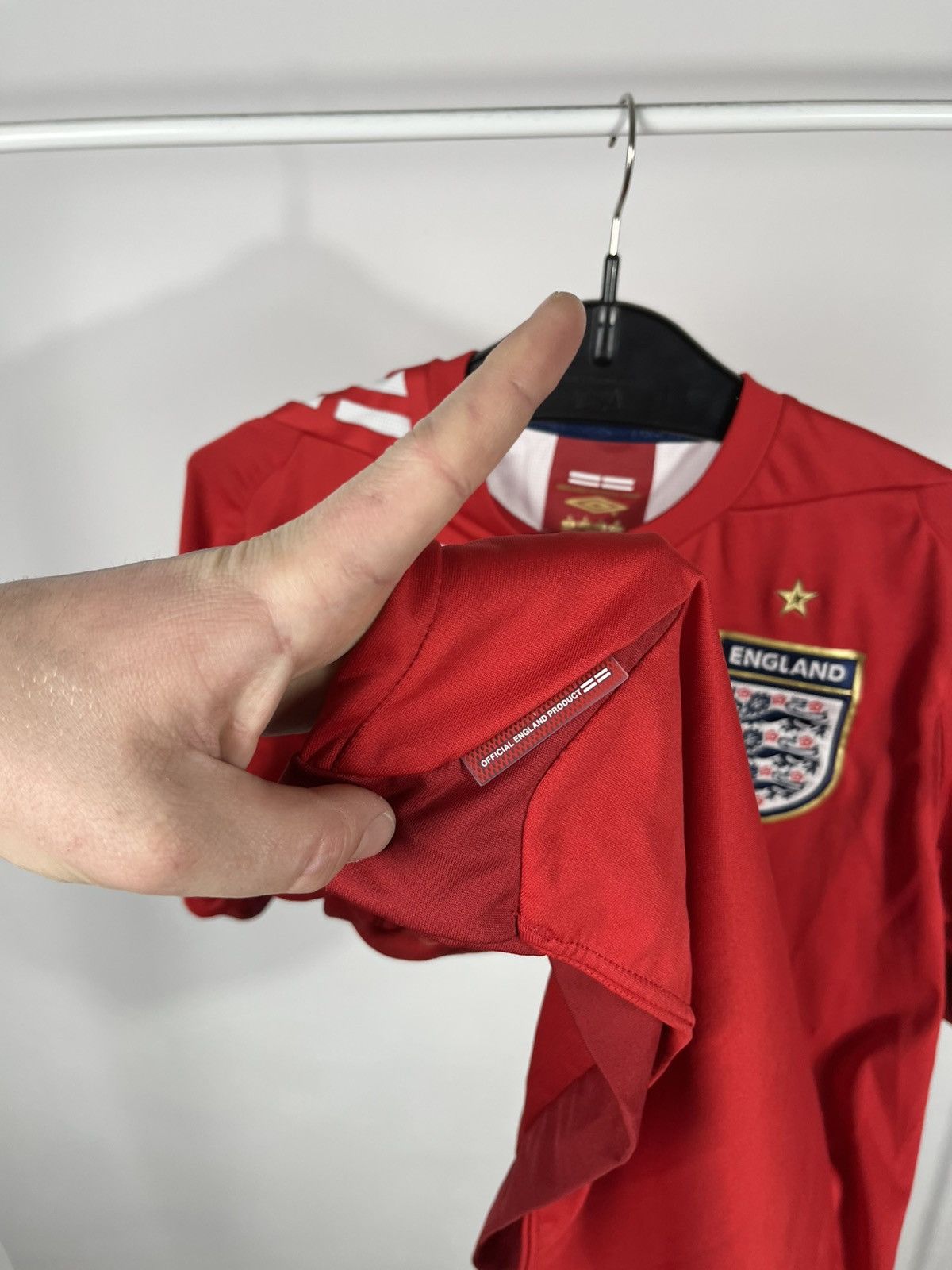 Nike Vintage England Football Shirt Umbro Red National Team Size US S / EU 44-46 / 1 - 9 Thumbnail