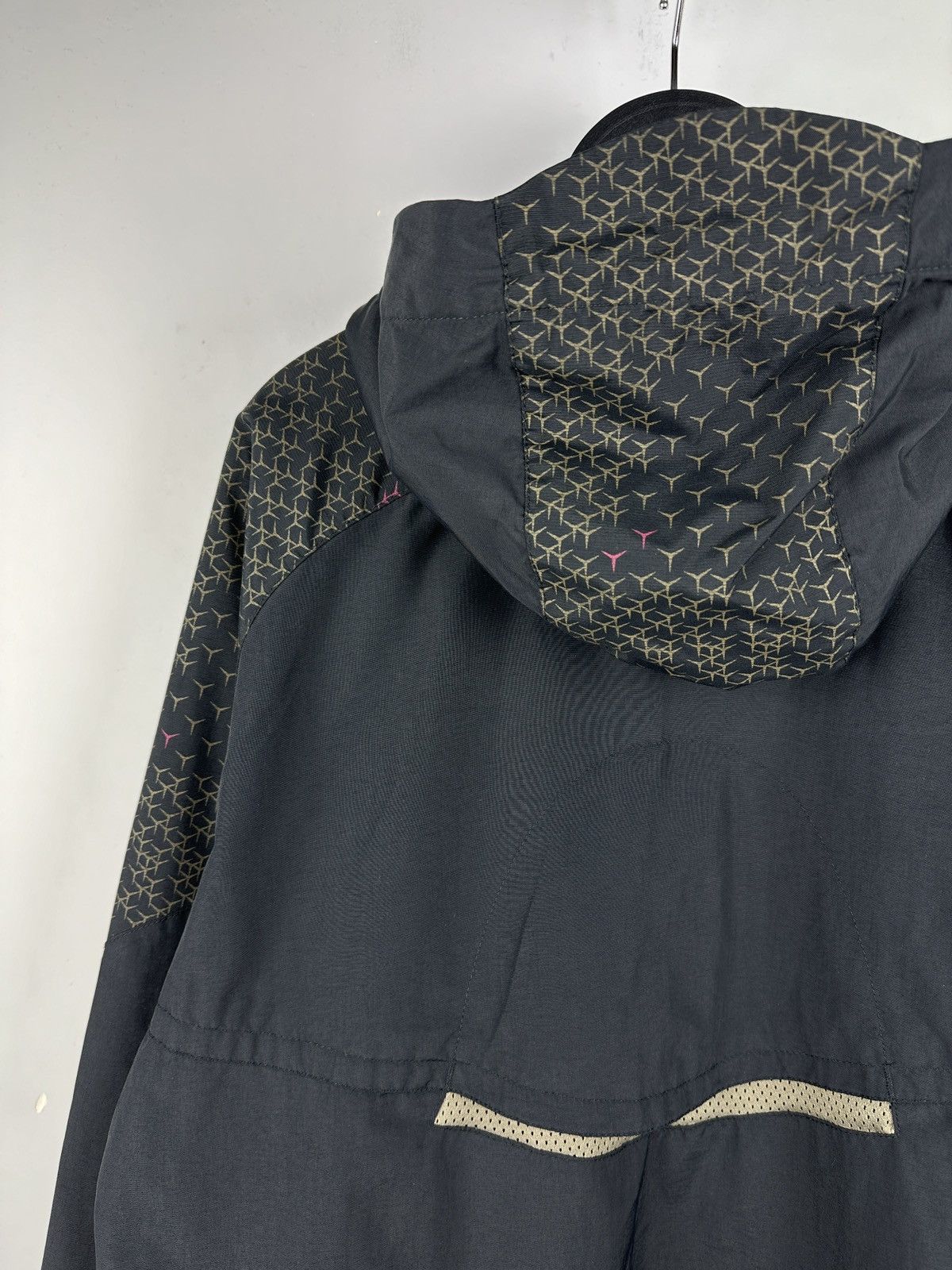 Nike × Vintage Vintage Y2K Nike Swoosh Nylon Zip Up Jacket Hype Drill Size US M / EU 48-50 / 2 - 15 Thumbnail