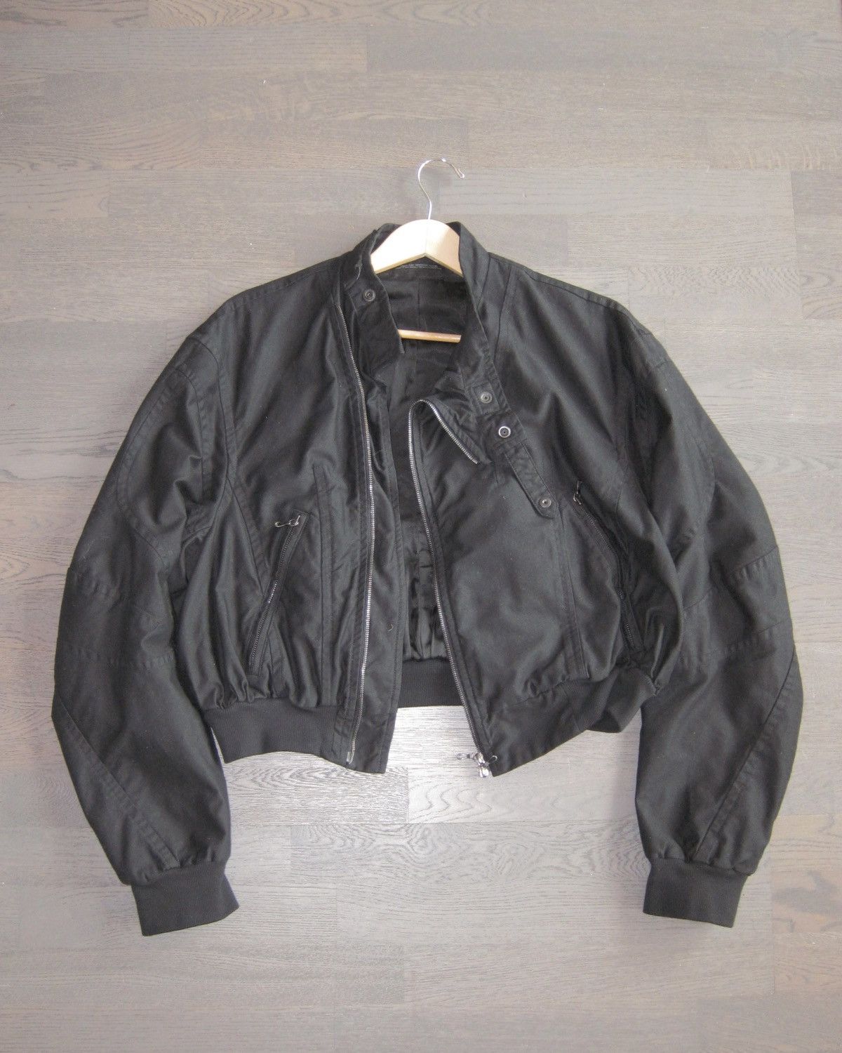Julius AW25 cropped moleskin military bomber jacket Size US M / EU 48-50 / 2 - 2 Thumbnail
