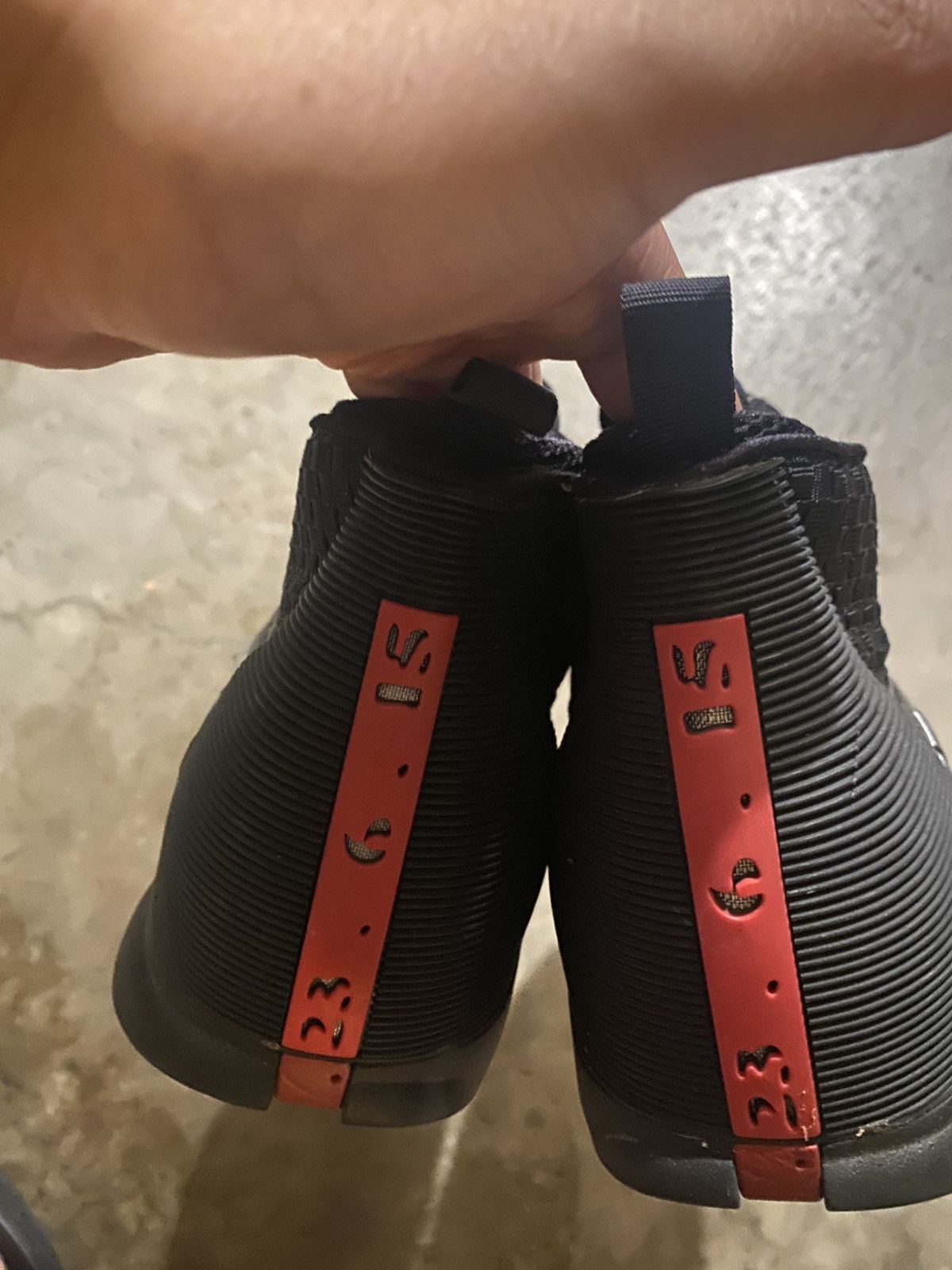 Jordan Brand Jordan 15 Black Varsity Red Size US 12 / EU 45 - 9 Thumbnail