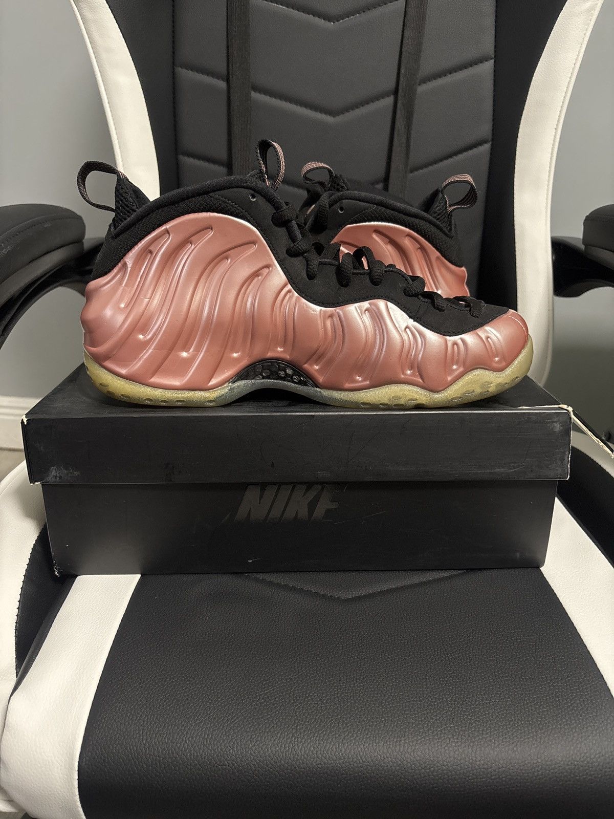 Nike Nike Air Foamposite One ‘Rust Pink’ Size US 9 / EU 42 - 2 Thumbnail