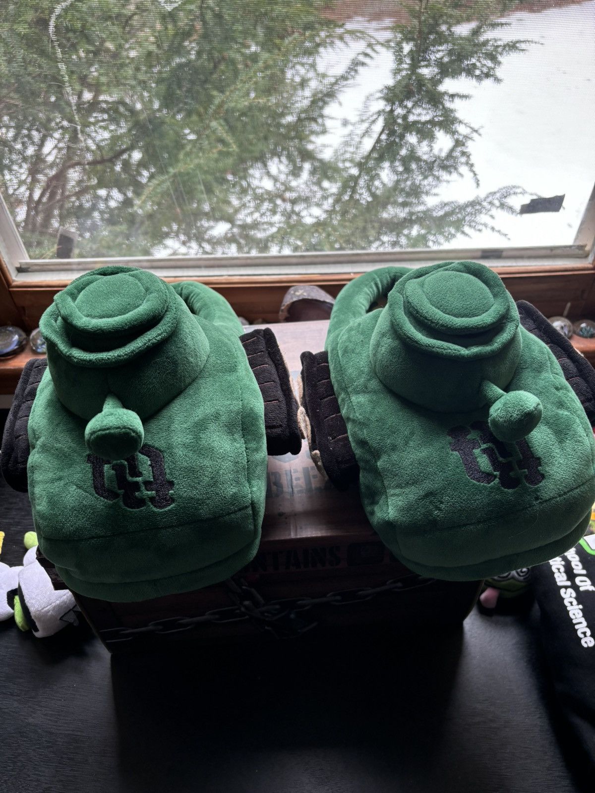 Other Really Rich Tank Slides Size US 9 / EU 42 - 2 Thumbnail