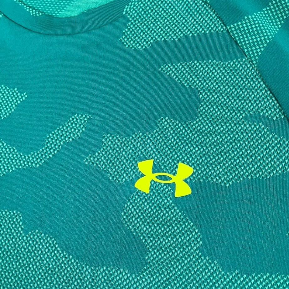 Under Armour Under Armour Shirt Mens Large Loose Fit Green Camouflage Velocity Jacquard Gym Size US L / EU 52-54 / 3 - 2 Thumbnail