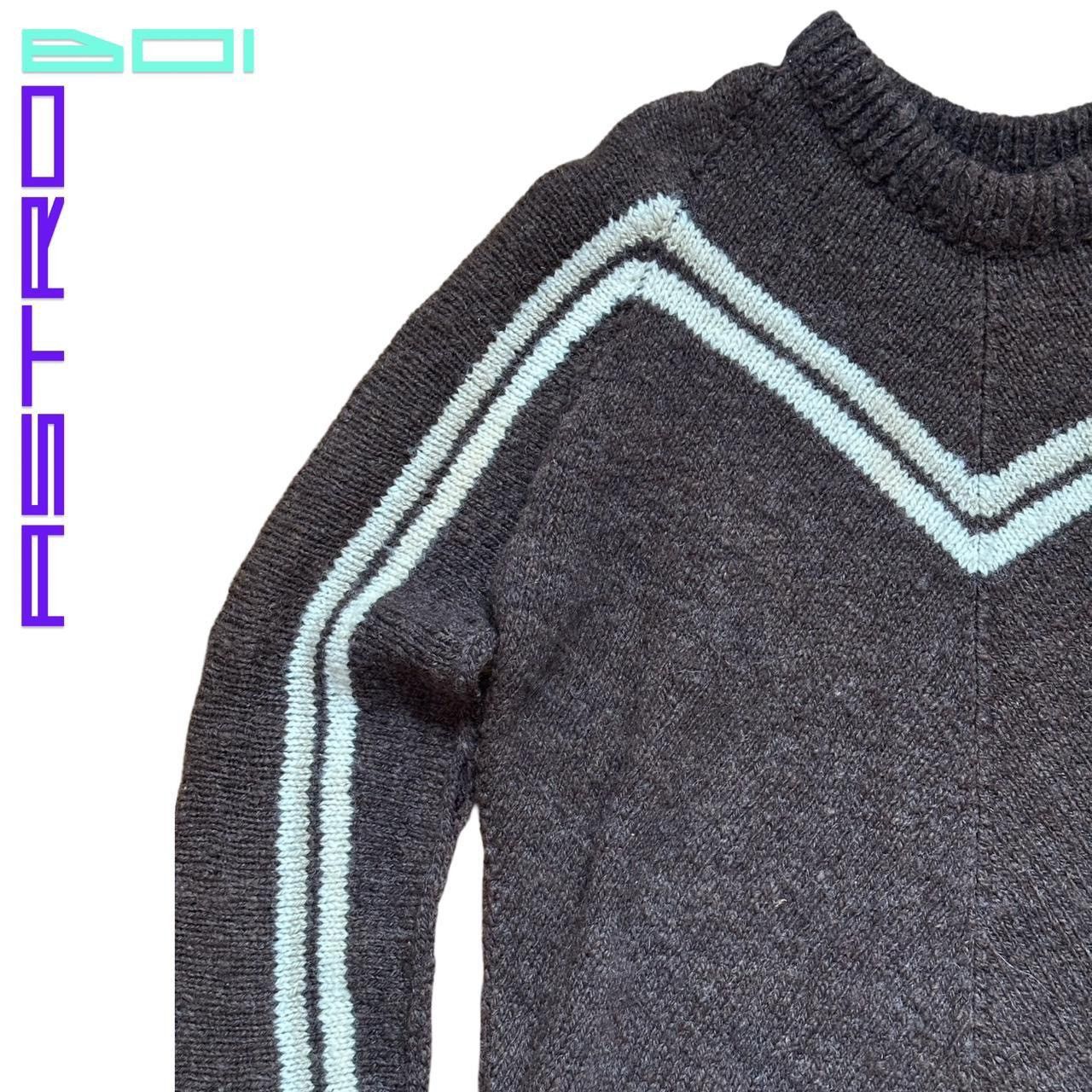 Vintage Vintage Brown Wool ‘Prada Style’ V Pattern Sweater – Large Size US L / EU 52-54 / 3 - 11 Thumbnail