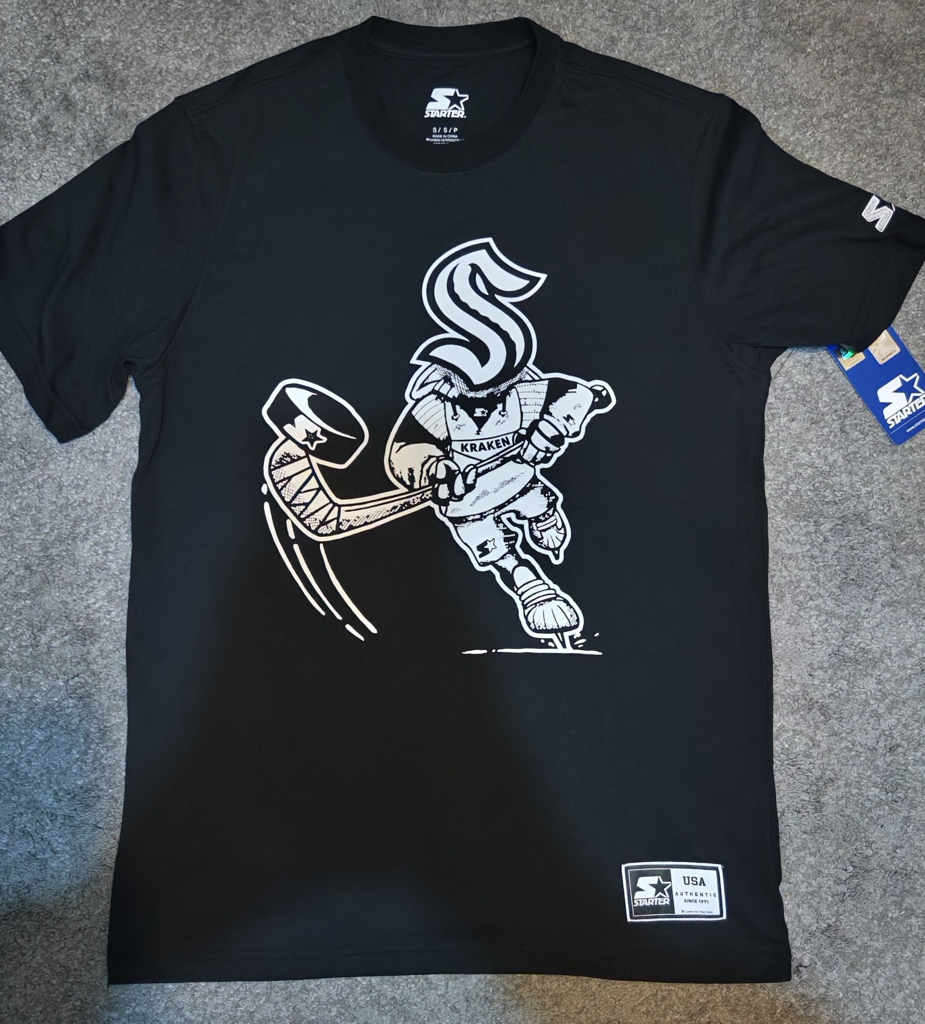 Starter Seattle Kraken NHL t-shirt starter Size US M / EU 48-50 / 2 - 2 Thumbnail