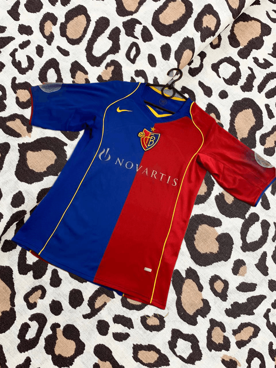 Nike Vintage 90s NIKE t shirt Y2K Size US S / EU 44-46 / 1 - 1 Thumbnail