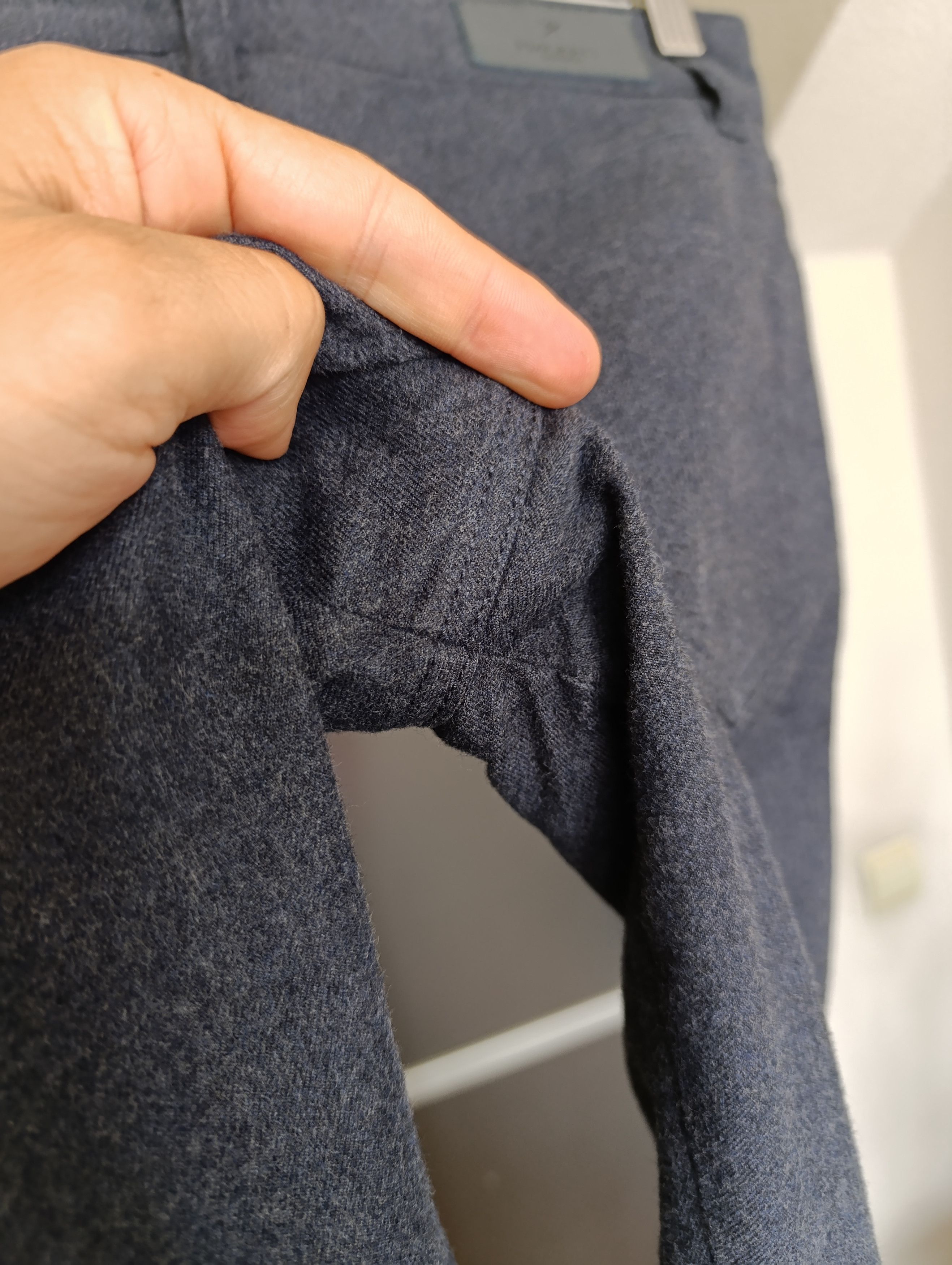 Designer × Hackett Hackett Flannel logo-patch straight-leg Trousers Size US 30 / EU 46 - 4 Thumbnail