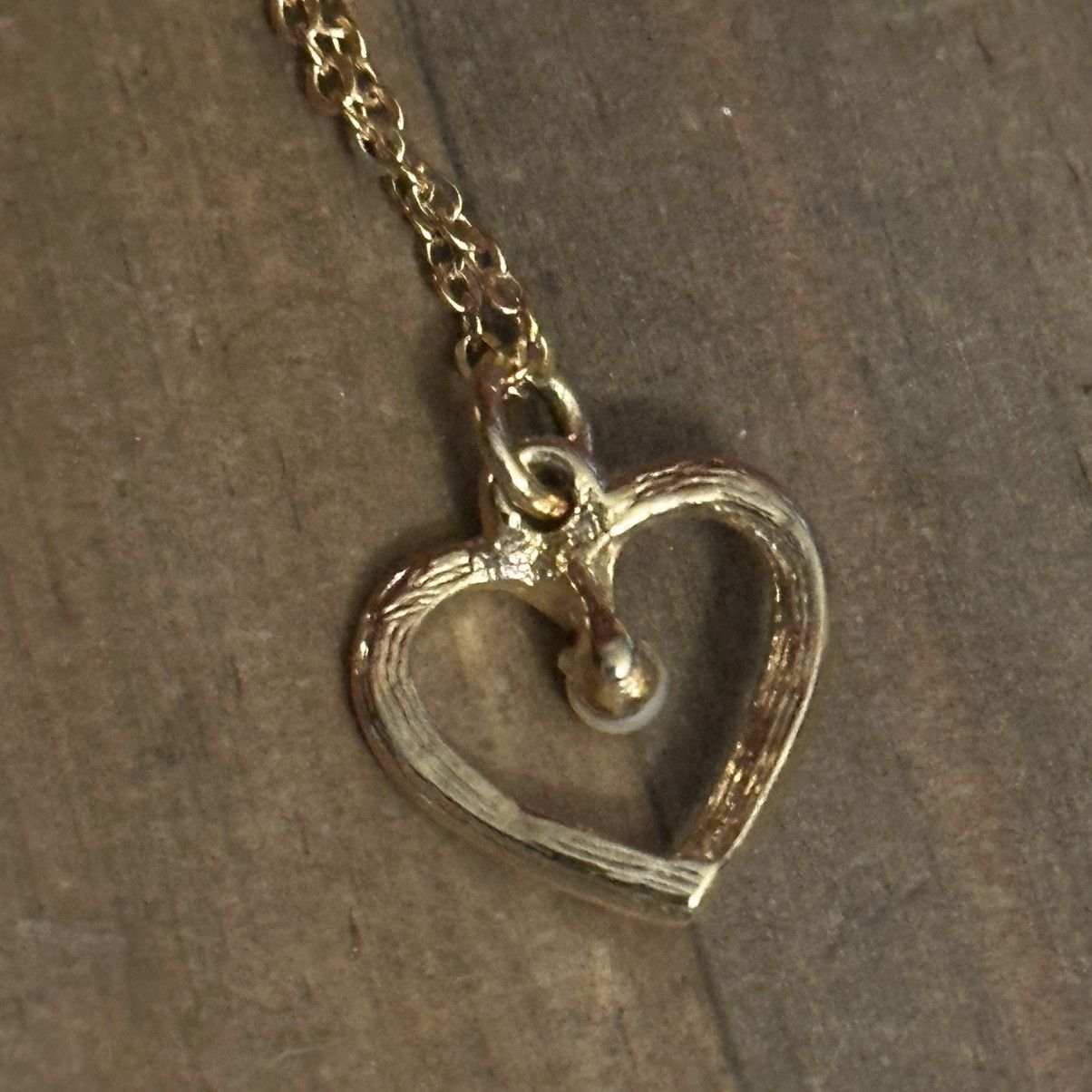 Vintage Vintage gold tone open heart with pearl pendant necklace Size ONE SIZE - 4 Thumbnail