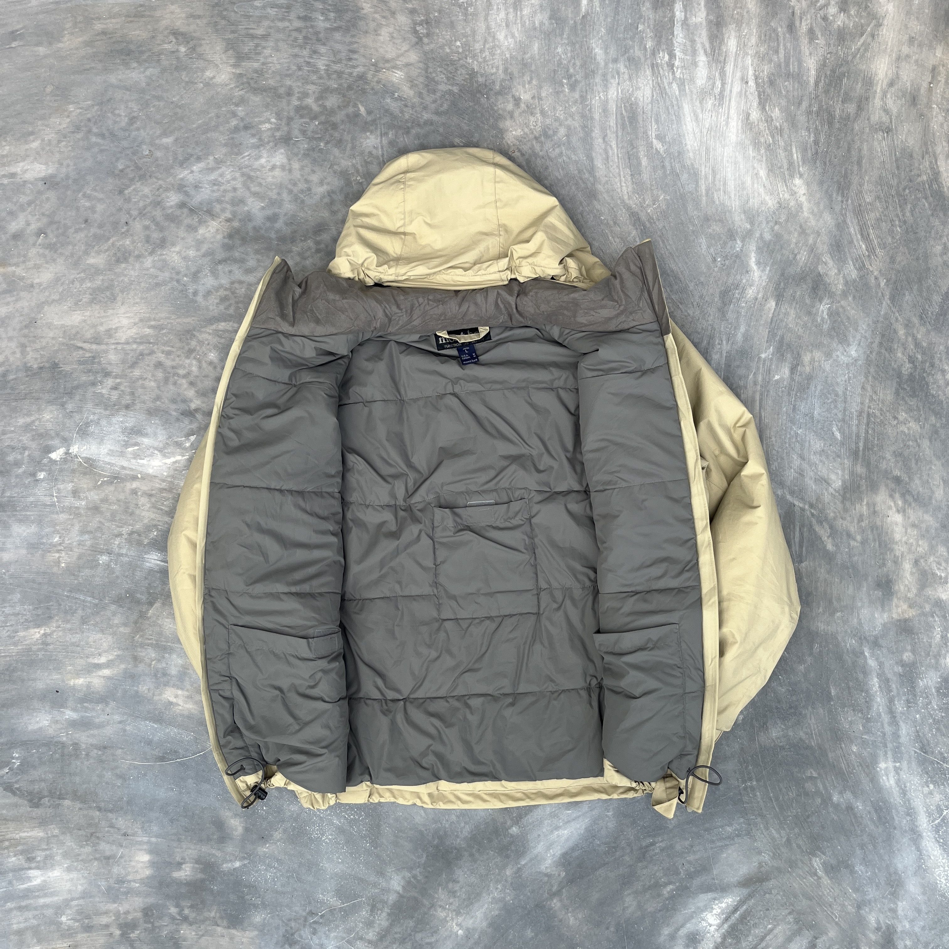 Montbell Montbell Technical Field Shell Jacket in beige Size US L / EU 52-54 / 3 - 3 Thumbnail