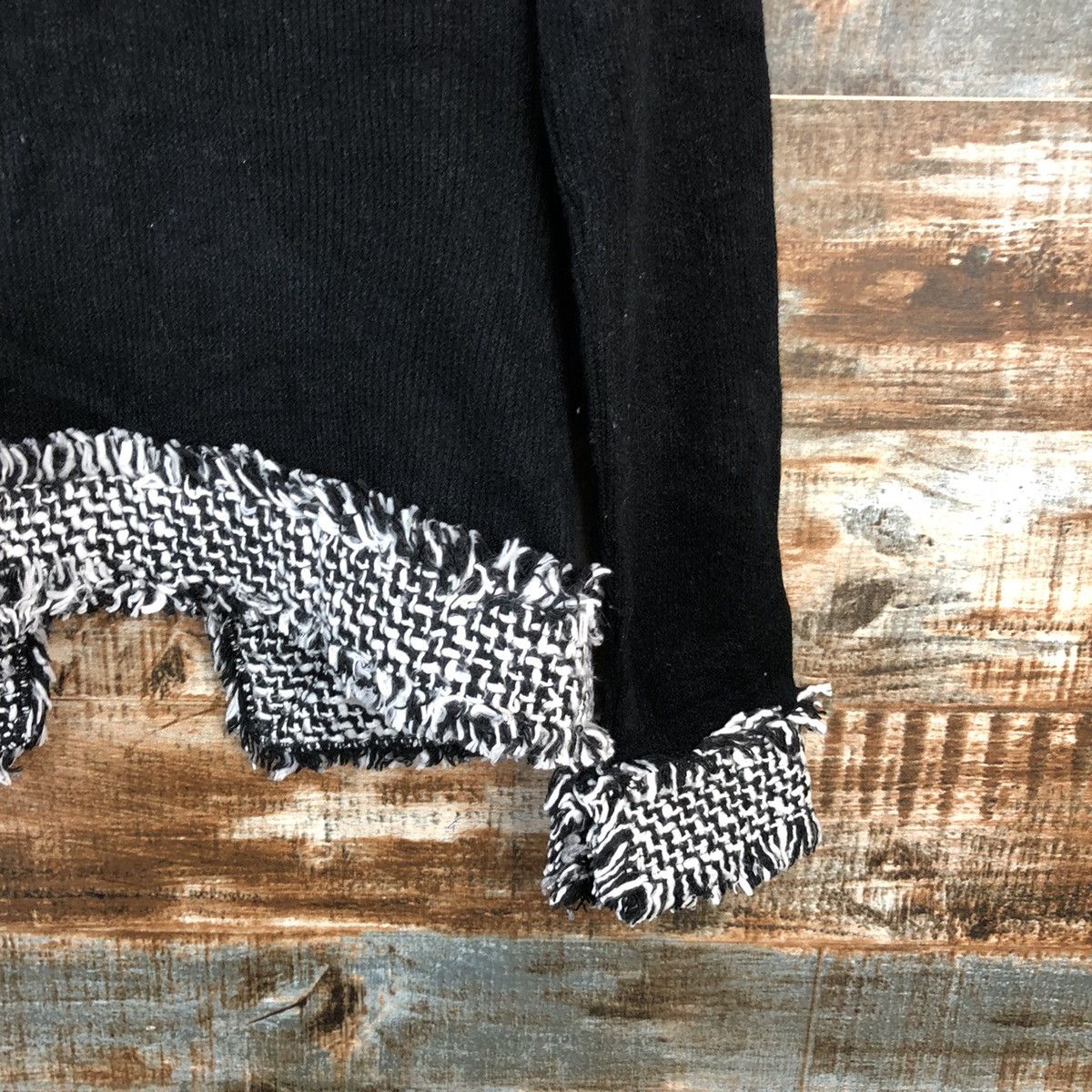 DL Coup De Poing Black Cardigan Knitwear #C578