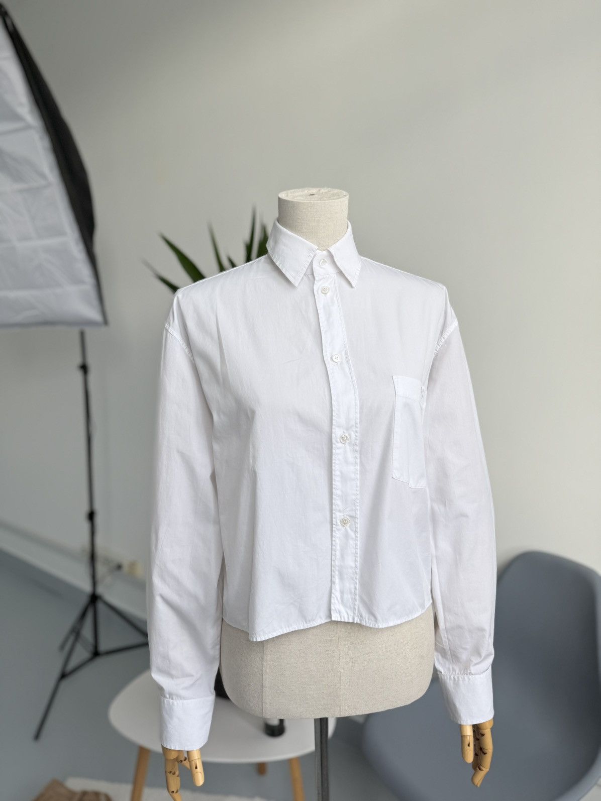 Celine Celine Paris Cropped White Shirt Pocket Logo Oversized Fit Size XS / US 0-2 / IT 36-38 - 7 Thumbnail