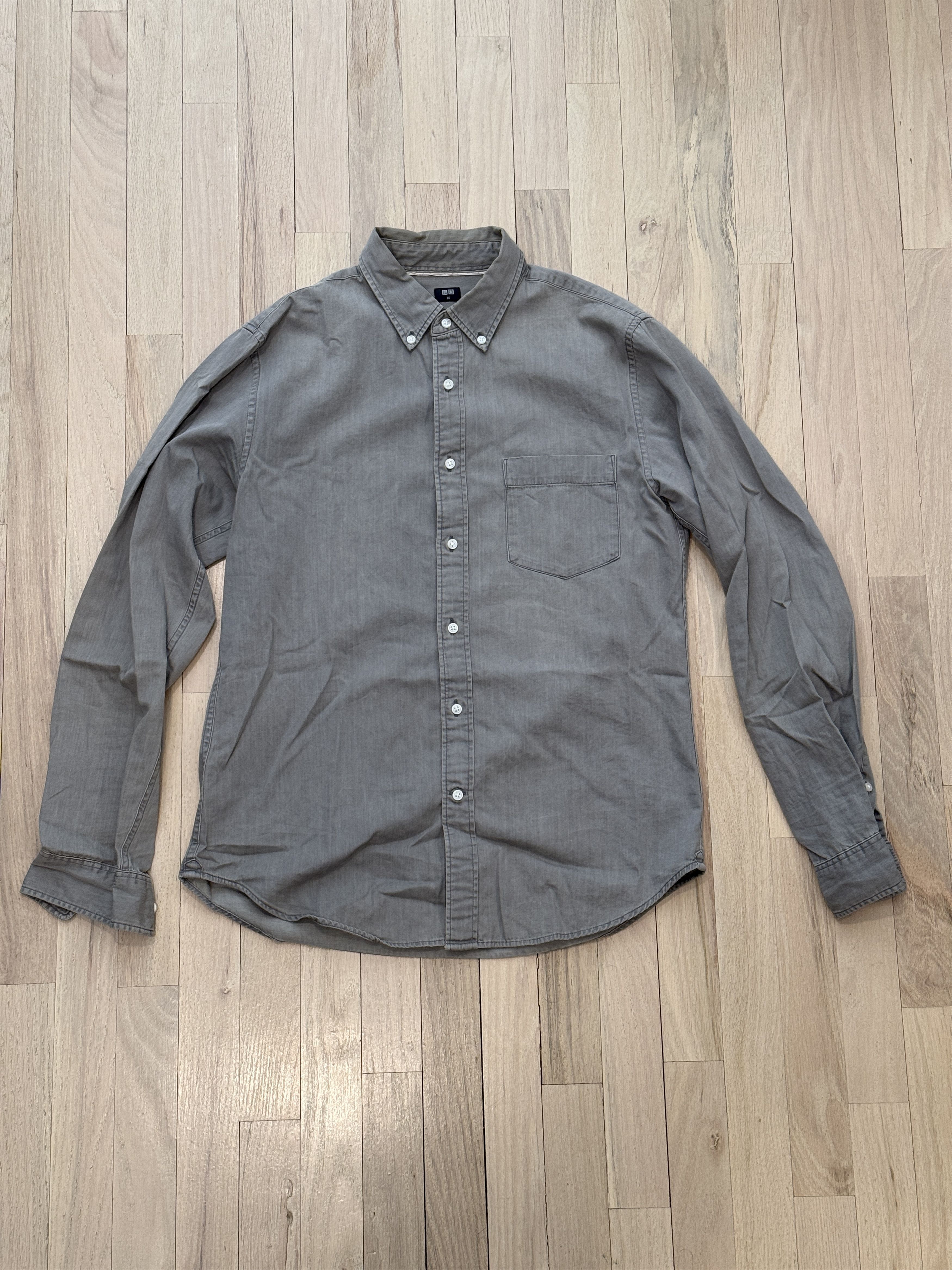 Uniqlo Uniqlo Grey Denim Shirt Size US M / EU 48-50 / 2 - 1 Thumbnail