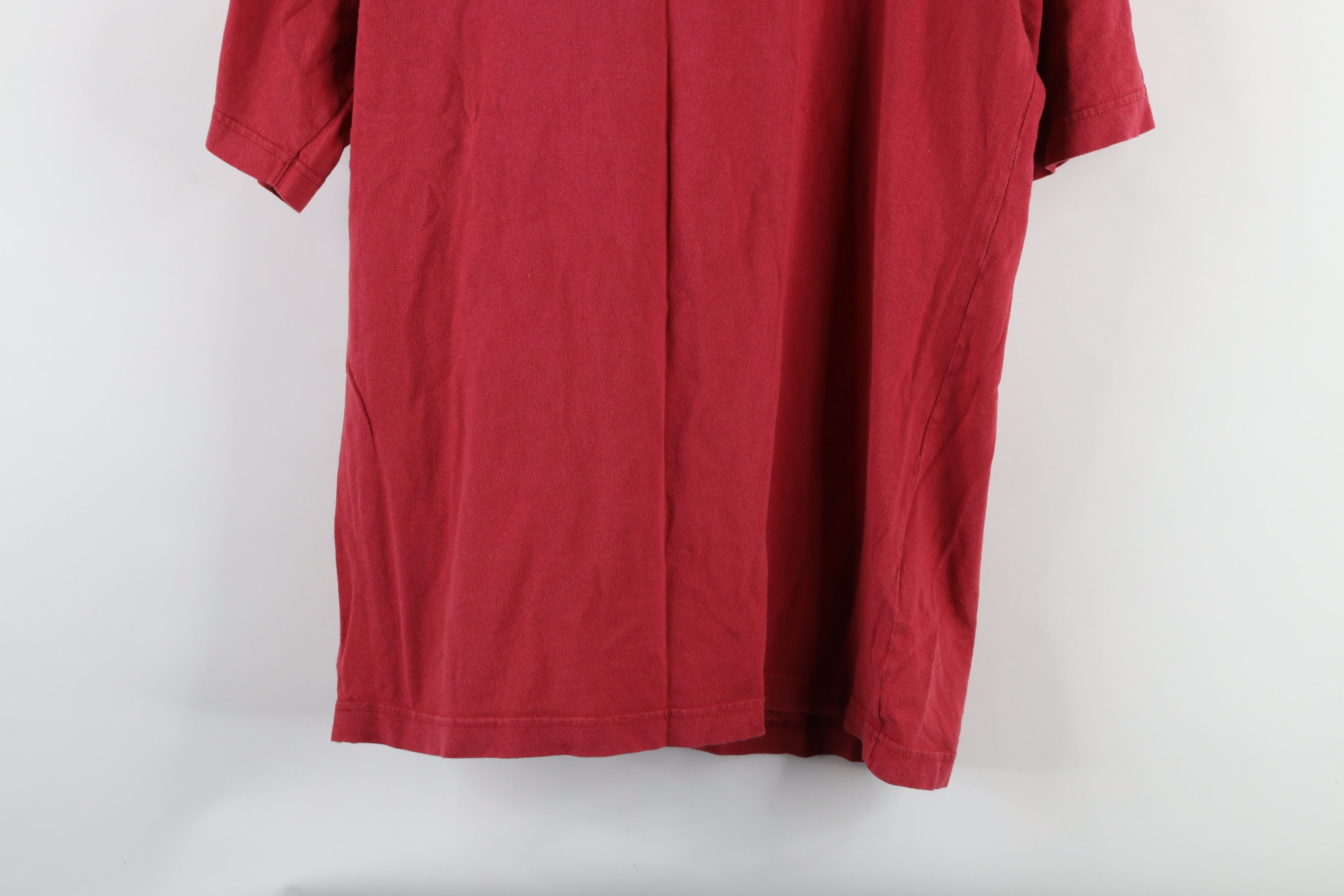Vintage Vintage Y2K Cleveland Cavaliers Basketball T-Shirt Red Size US M / EU 48-50 / 2 - 15 Thumbnail