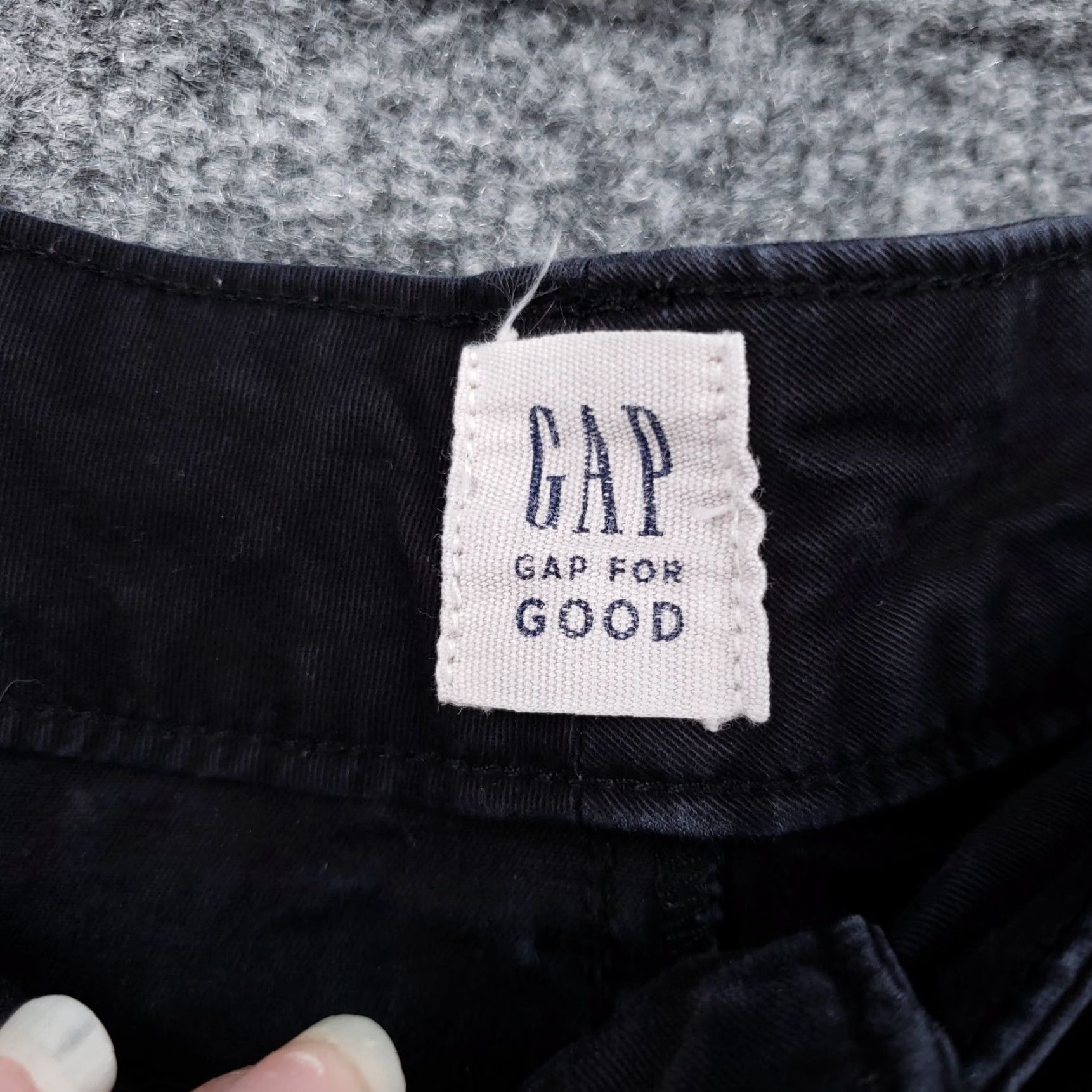 Gap Gap Shorts Womens 8 Black Chino Mid-Rise 3" Flat Front Stretch Walking Casual Size 30" / US 8 / IT 44 - 3 Thumbnail