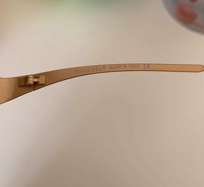 Chanel Chanel Sunglasses 4022 CC Rhinestone 4017 Rimless A0057 Size ONE SIZE - 9 Thumbnail