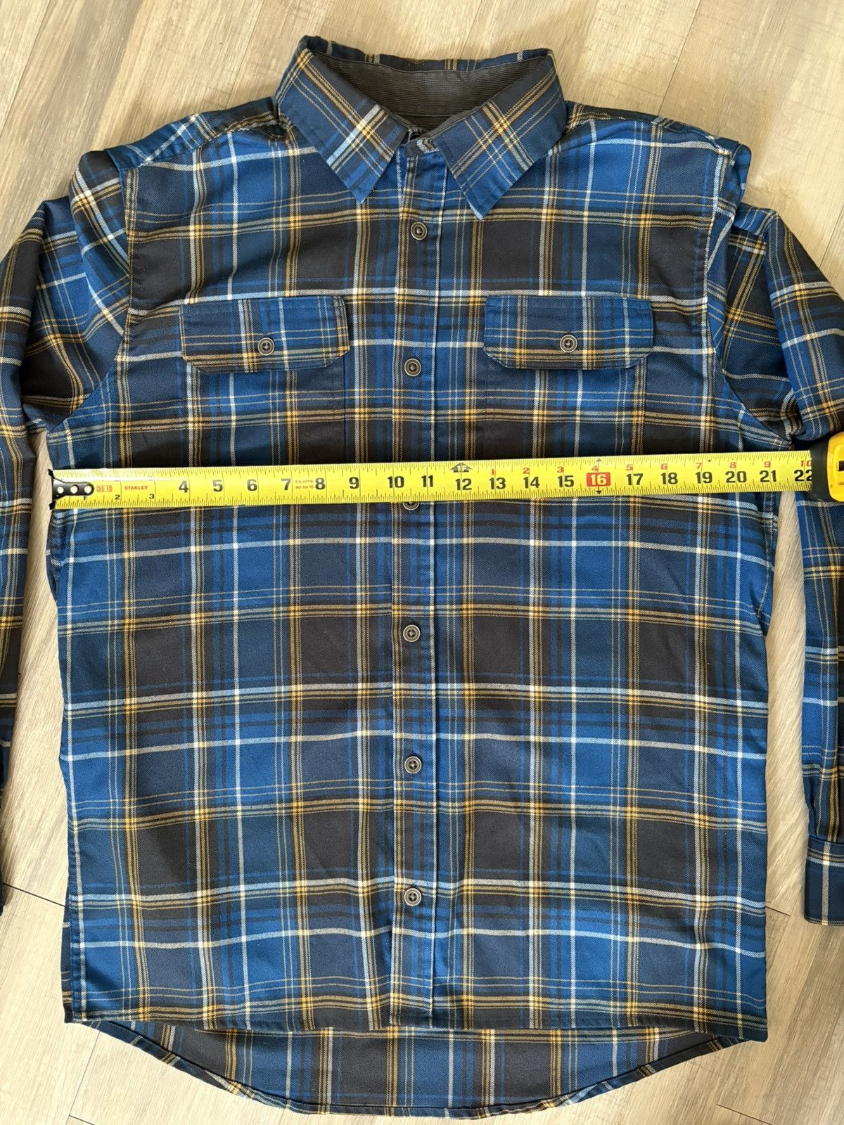 Swissgear Swiss Tech Navy flannel Button Up Size US M / EU 48-50 / 2 - 4 Thumbnail