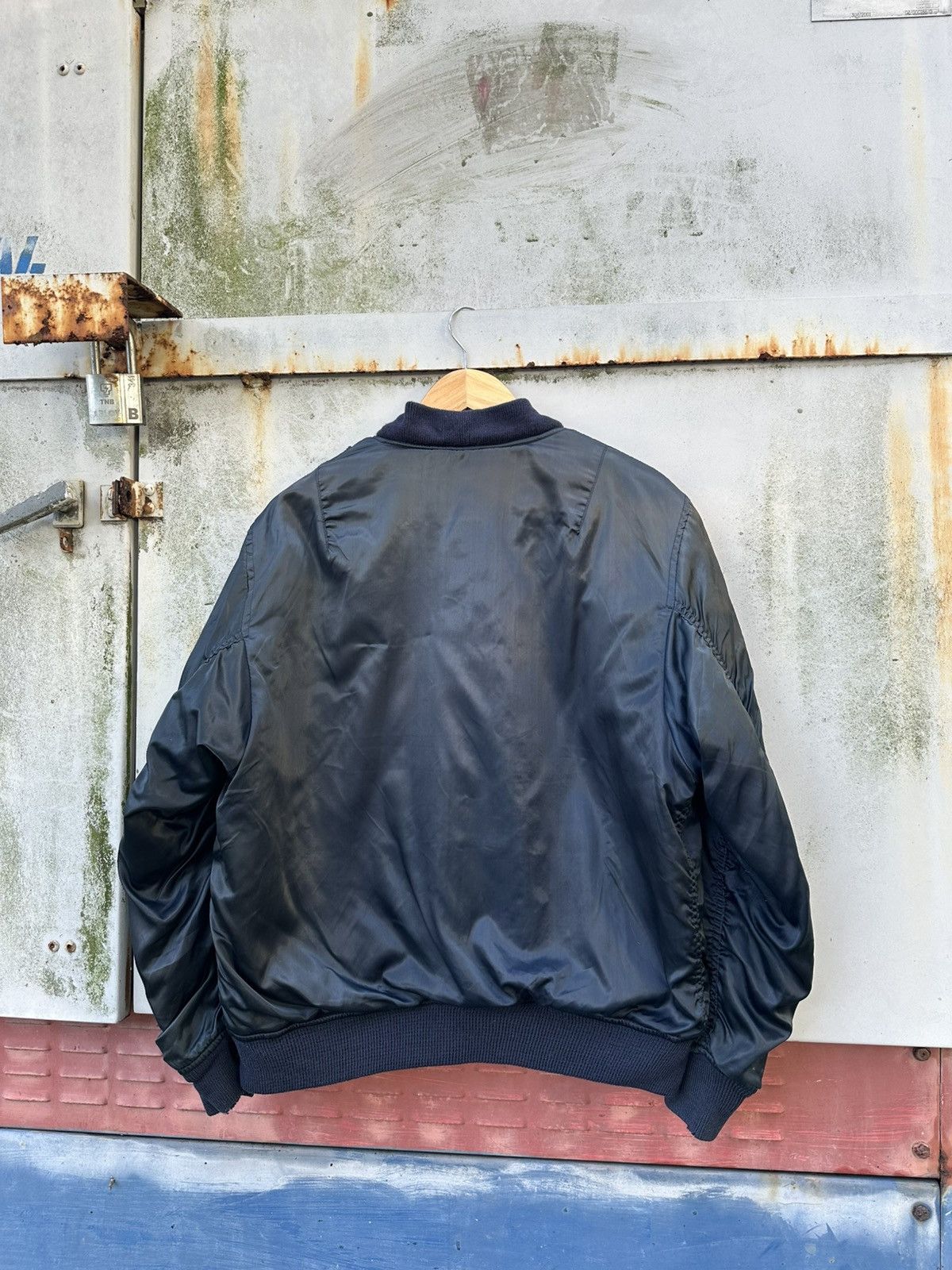 Vintage 🪖Vintage THRASHED MA-1 Man Intermediate Bomber Jacket Size US M / EU 48-50 / 2 - 7 Thumbnail