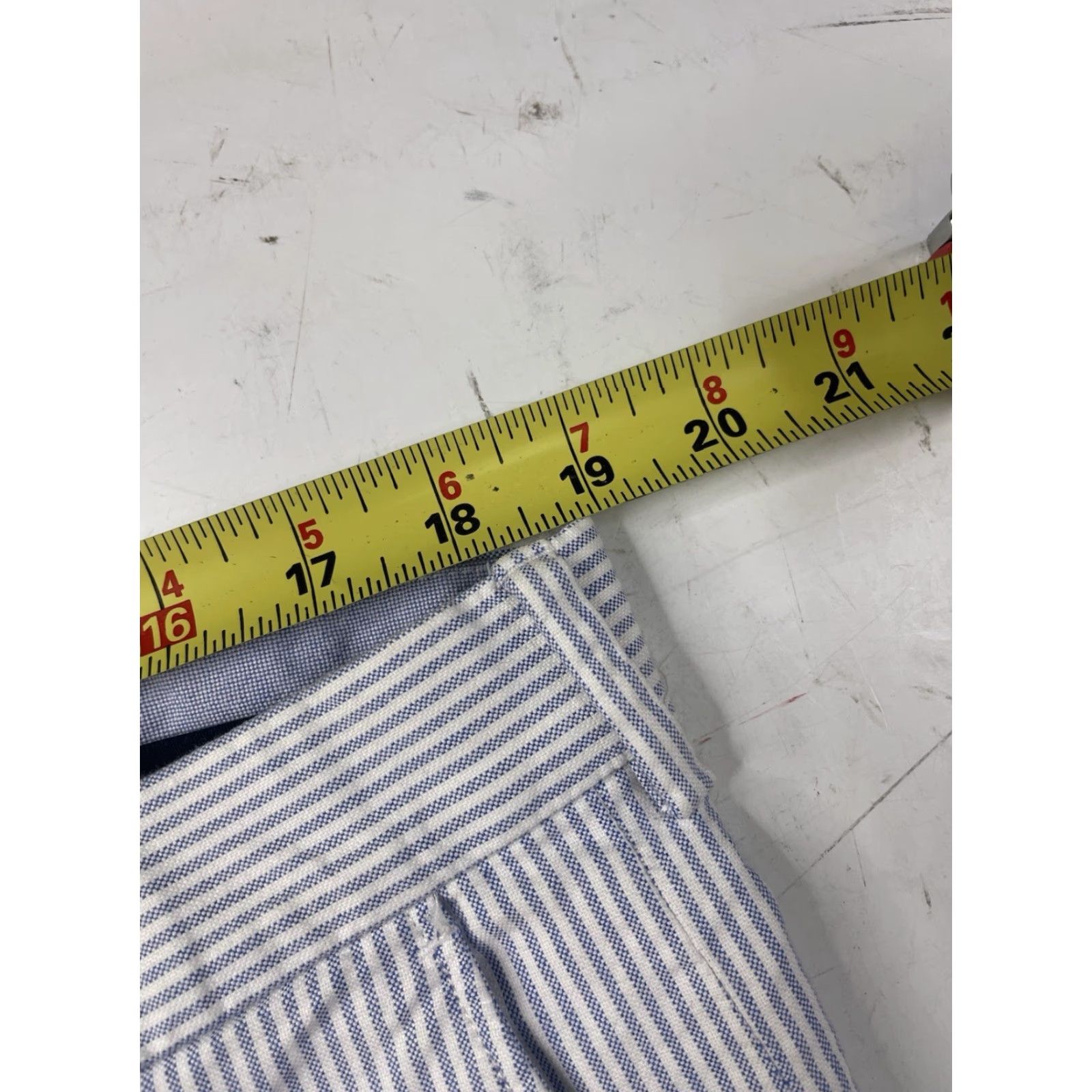 Polo Ralph Lauren Polo Ralph Lauren Shorts Mens 38 Chino Cotton Flat Front Blue White Seersucker Stripe Pockets Mens Size US M / EU 48-50 / 2 - 4 Thumbnail