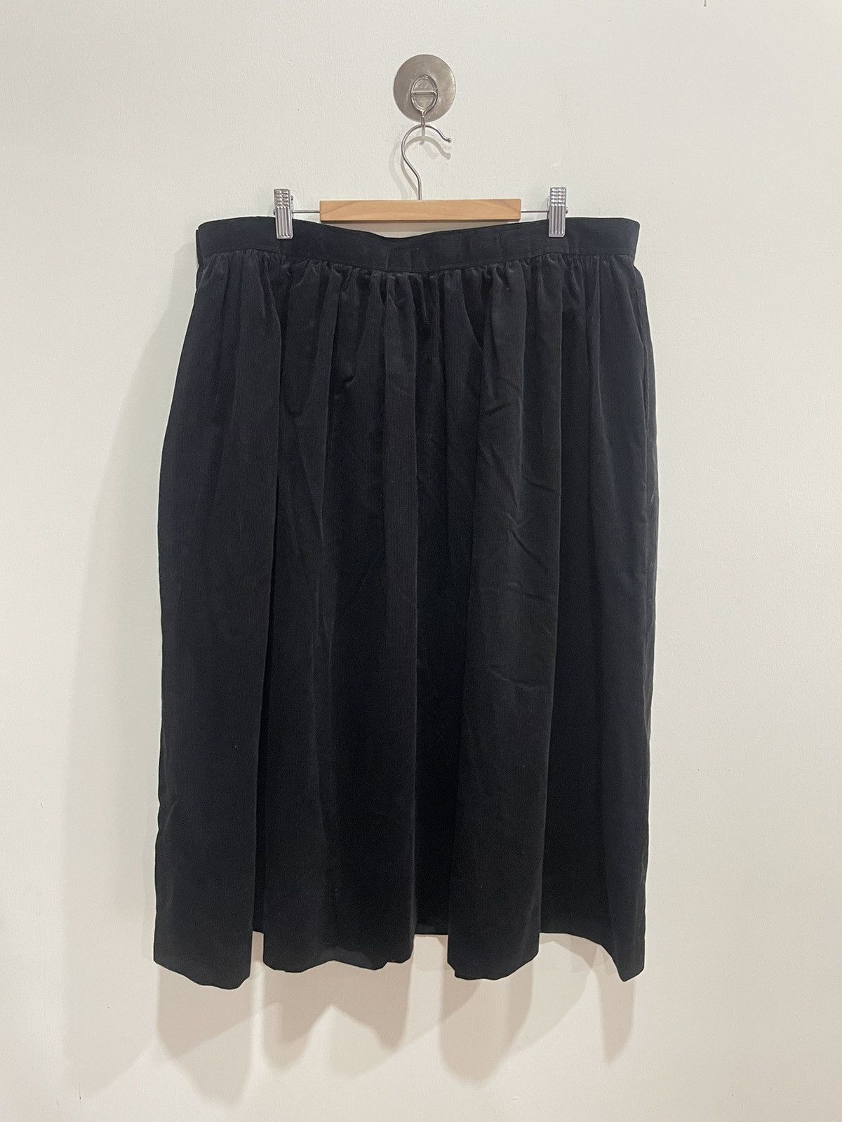image of Ungaro Paris Parallele Black Midi Skirt, Women's (Size 36)