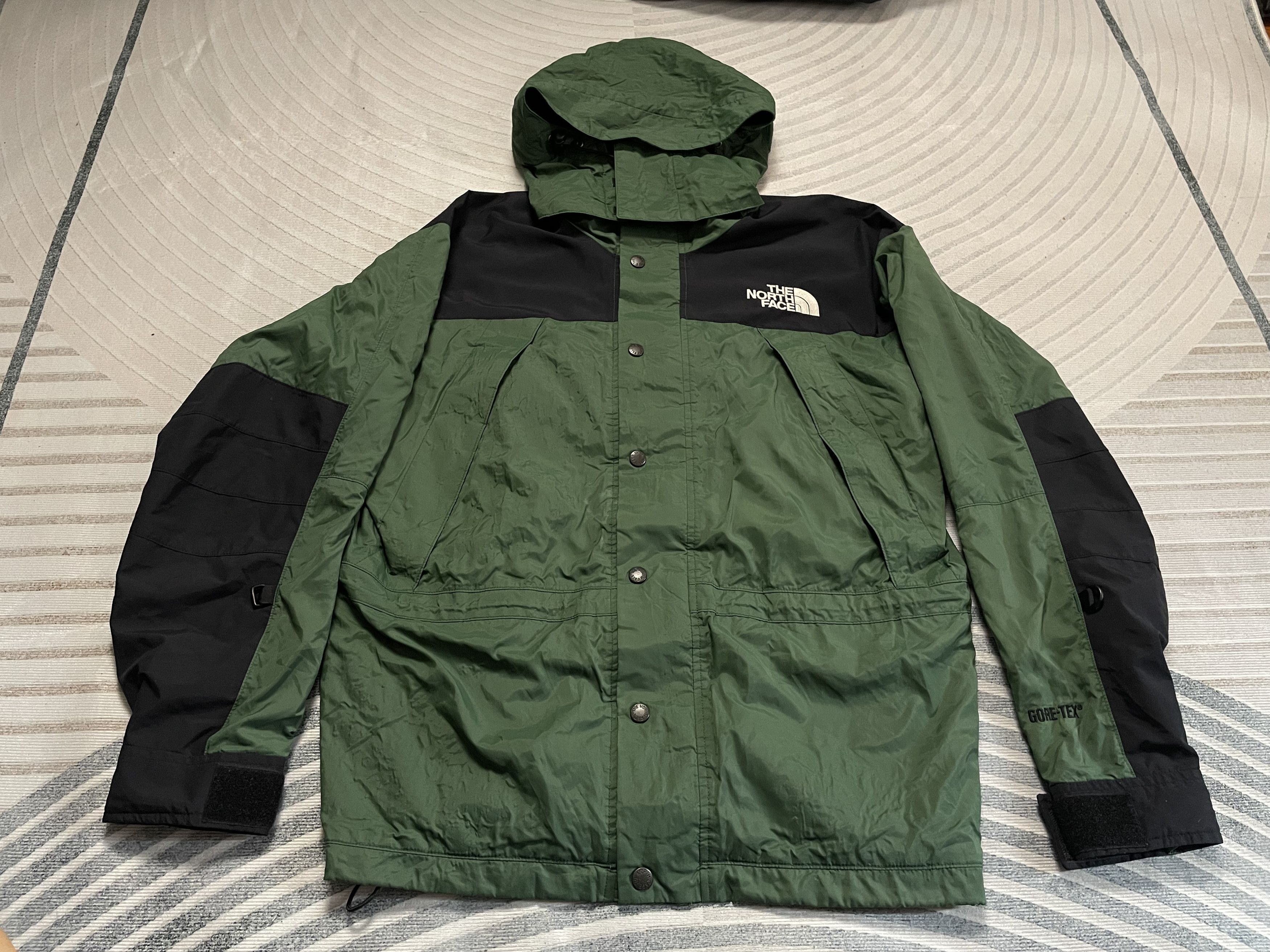 The North Face Vintage The North Face GTX 1990 Rain Jacket Large Size US L / EU 52-54 / 3 - 6 Thumbnail