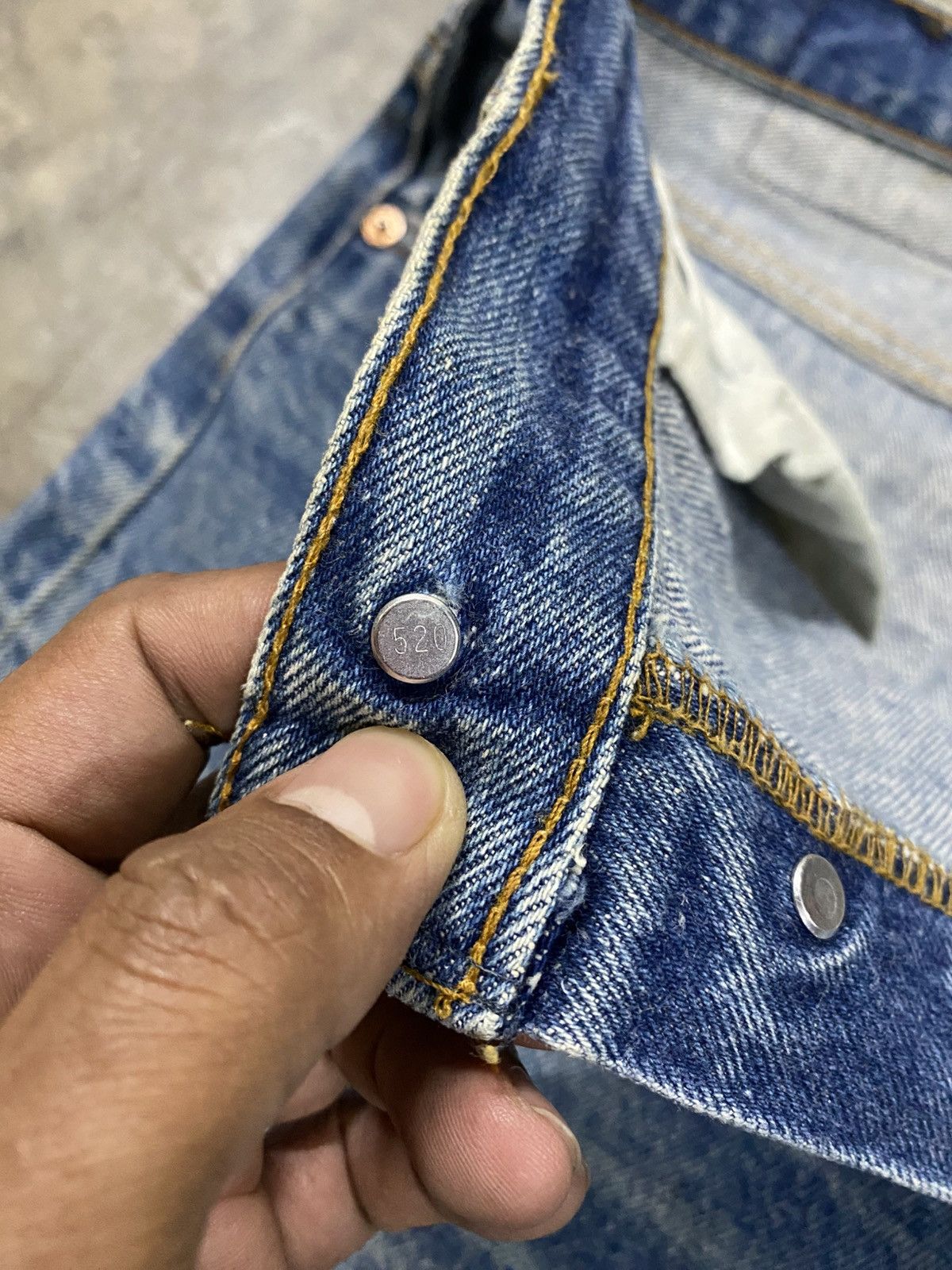 Levi's Vintage 80s Levis 501xx Stone Wash Blue Made in USA @285 Size US 32 / EU 48 - 7 Thumbnail