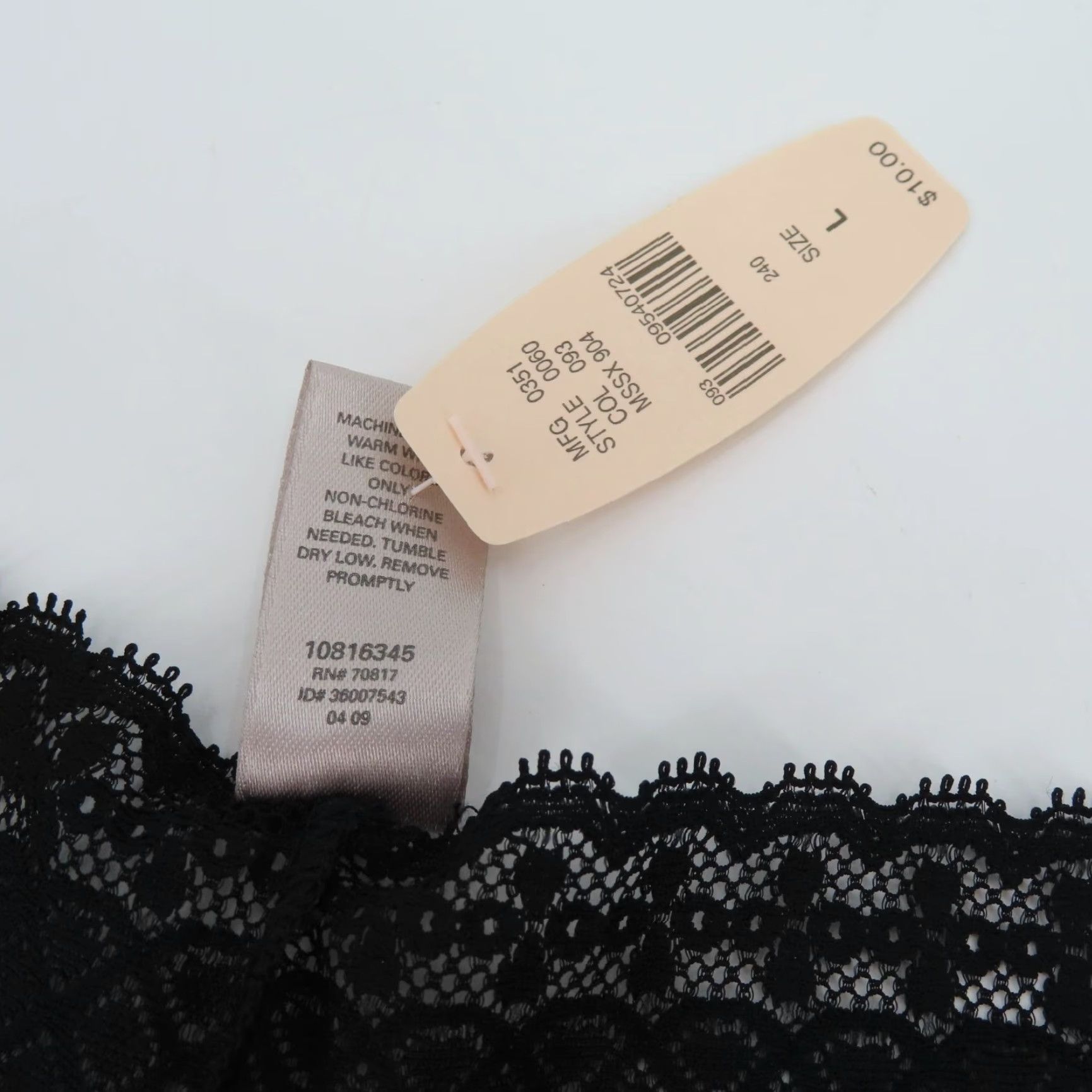 Victoria's Secret Victoria's Secret Women's Large Thong Panty Solid Black Lace Trim NEW User: Victoria's Secret Women's Large Thong Panty Solid Black Lace Trim NEW Size 36" / US 14 / IT 50 - 5 Thumbnail