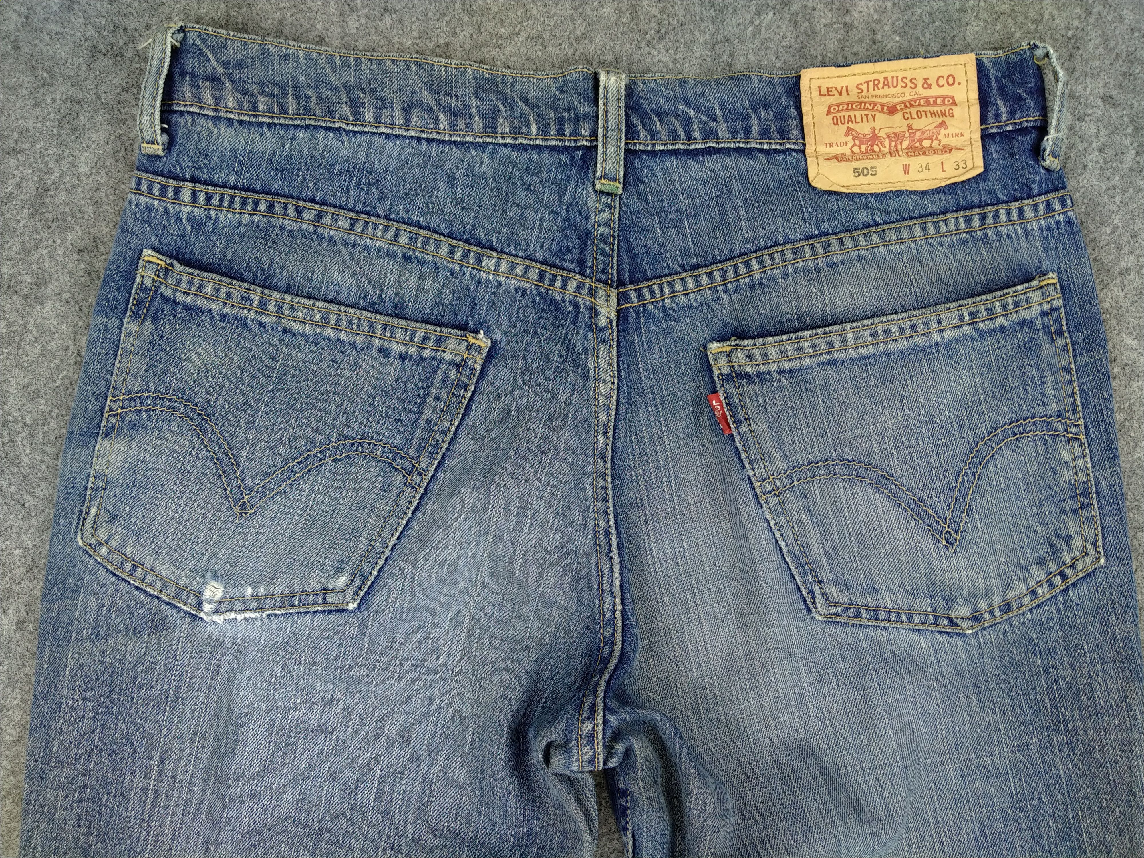 Levi's Blue Levi's 505 Distressed Denim 33x29.5 -JN192 Size US 33 - 4 Thumbnail