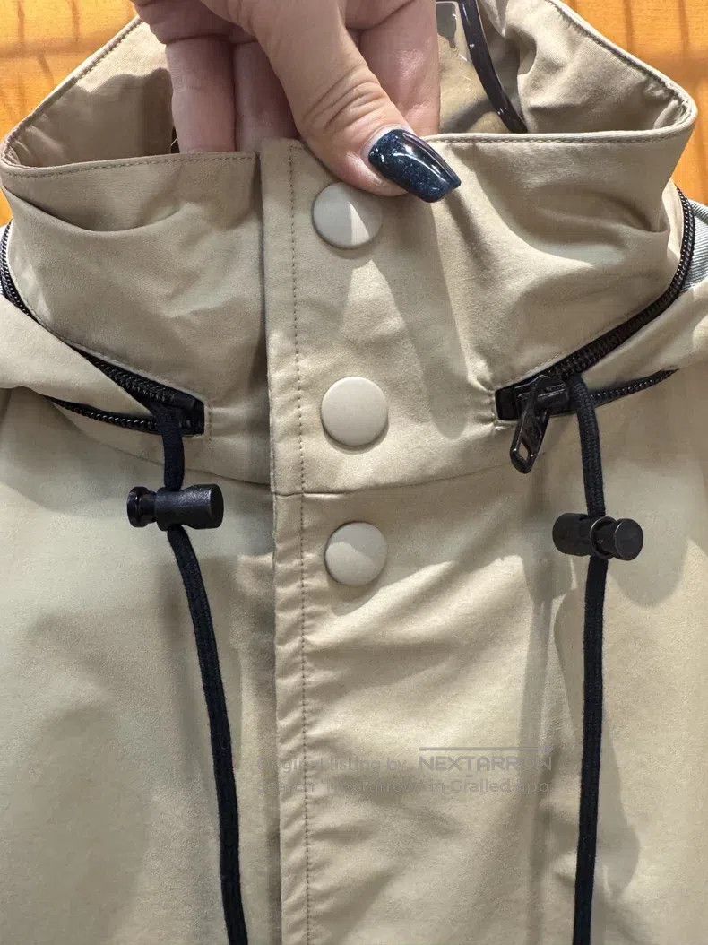 Balenciaga Balenciaga Khaki Windbreaker Jacket Size XS / US 0-2 / IT 36-38 - 2 Thumbnail