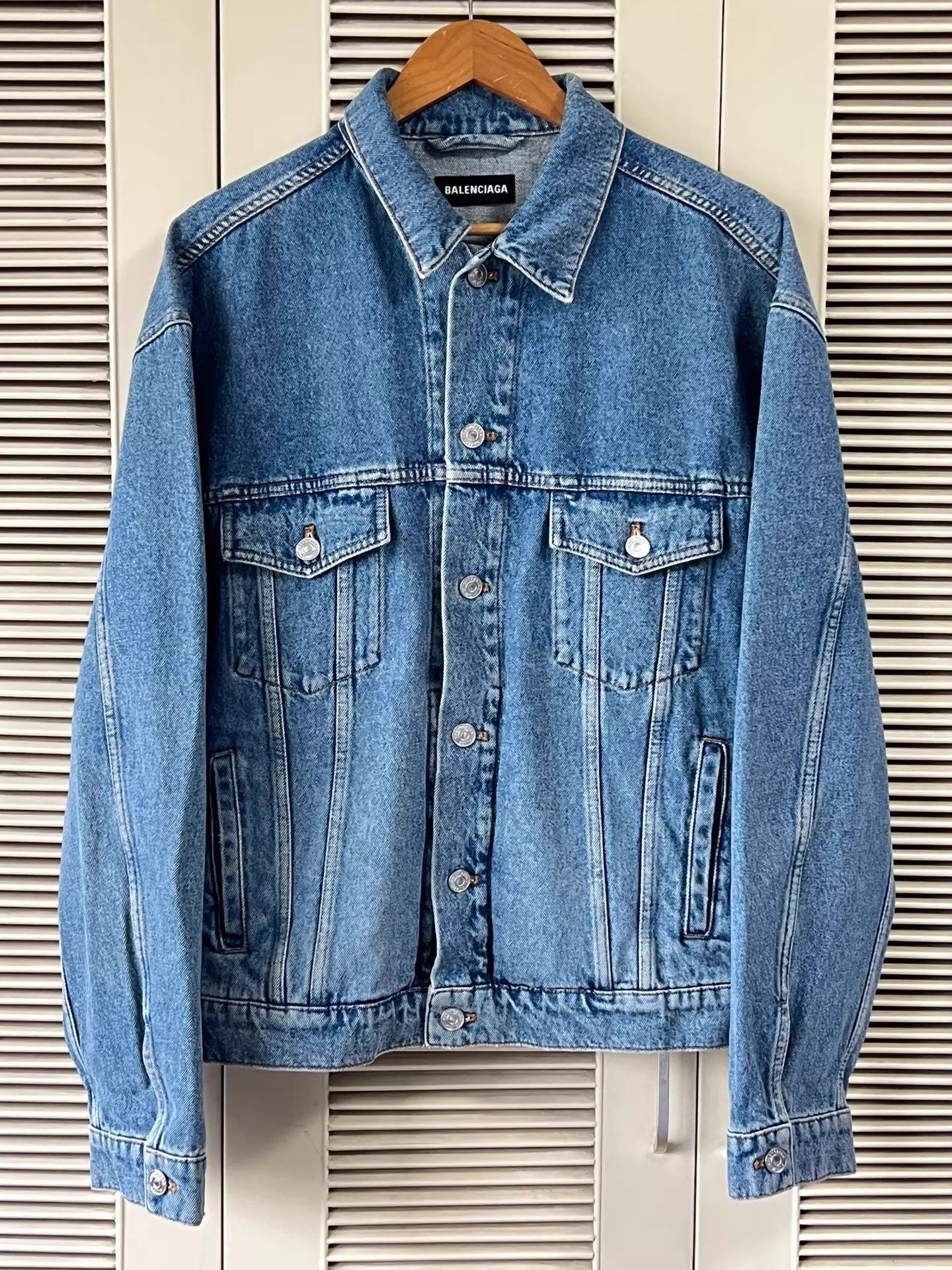Balenciaga BALENCIAGA Classic Loose Denim Jacket 46 Back Multi Logo Size US S / EU 44-46 / 1 - 2 Thumbnail