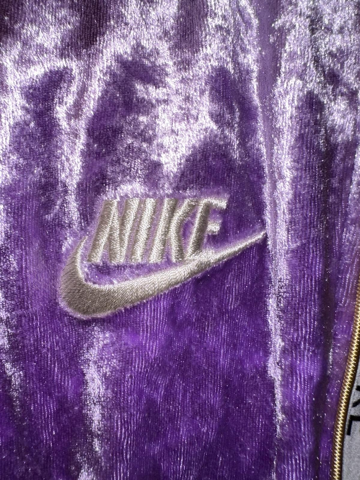 Nike Nike Big Kids (Girl’s) Velour Purple Tracksuit Pants Size 24" / US 00 / IT 34 - 2 Thumbnail