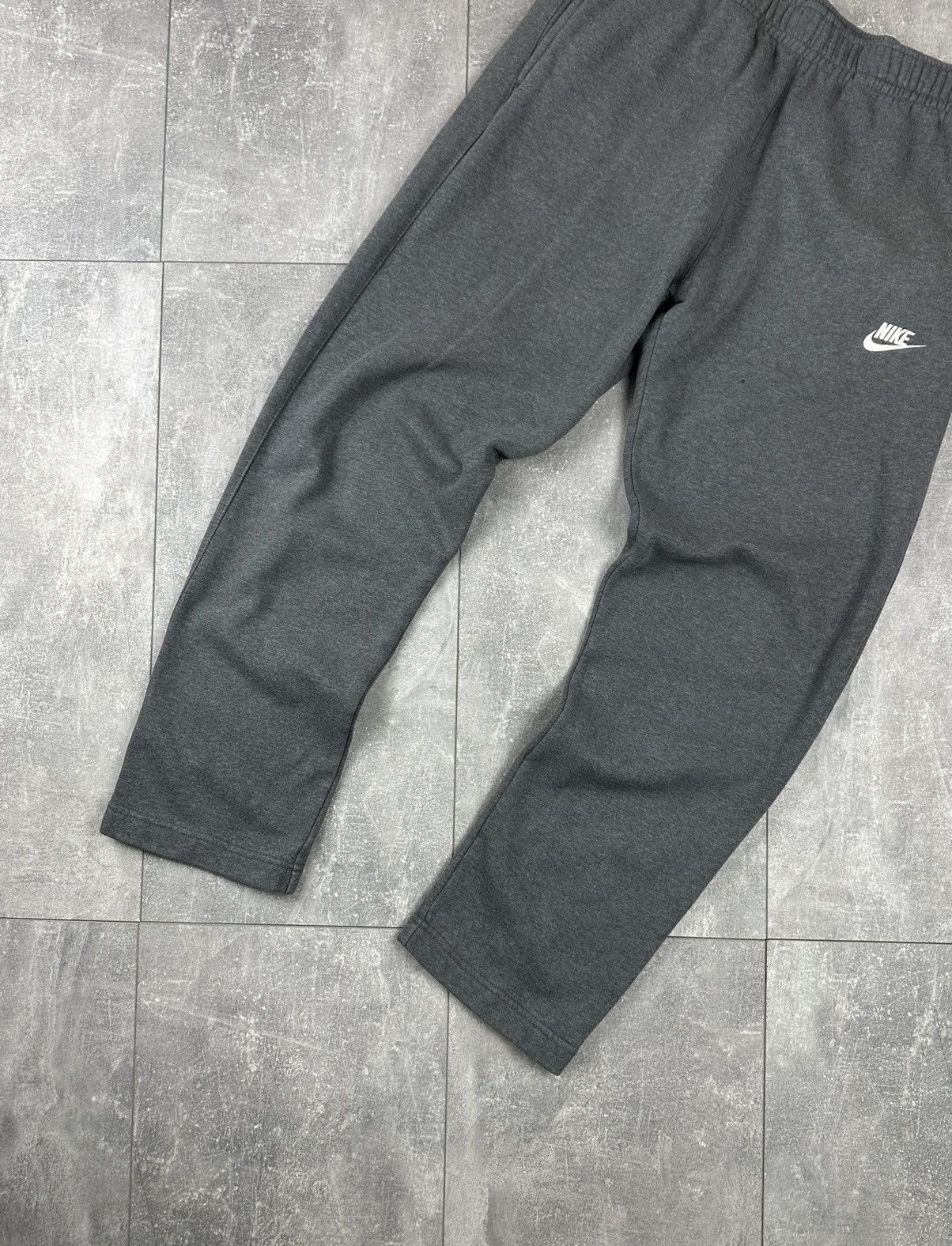 Nike Nike Vintage Retro Small Swoosh Jogger Silver Pants Size US 32 / EU 48 - 3 Thumbnail