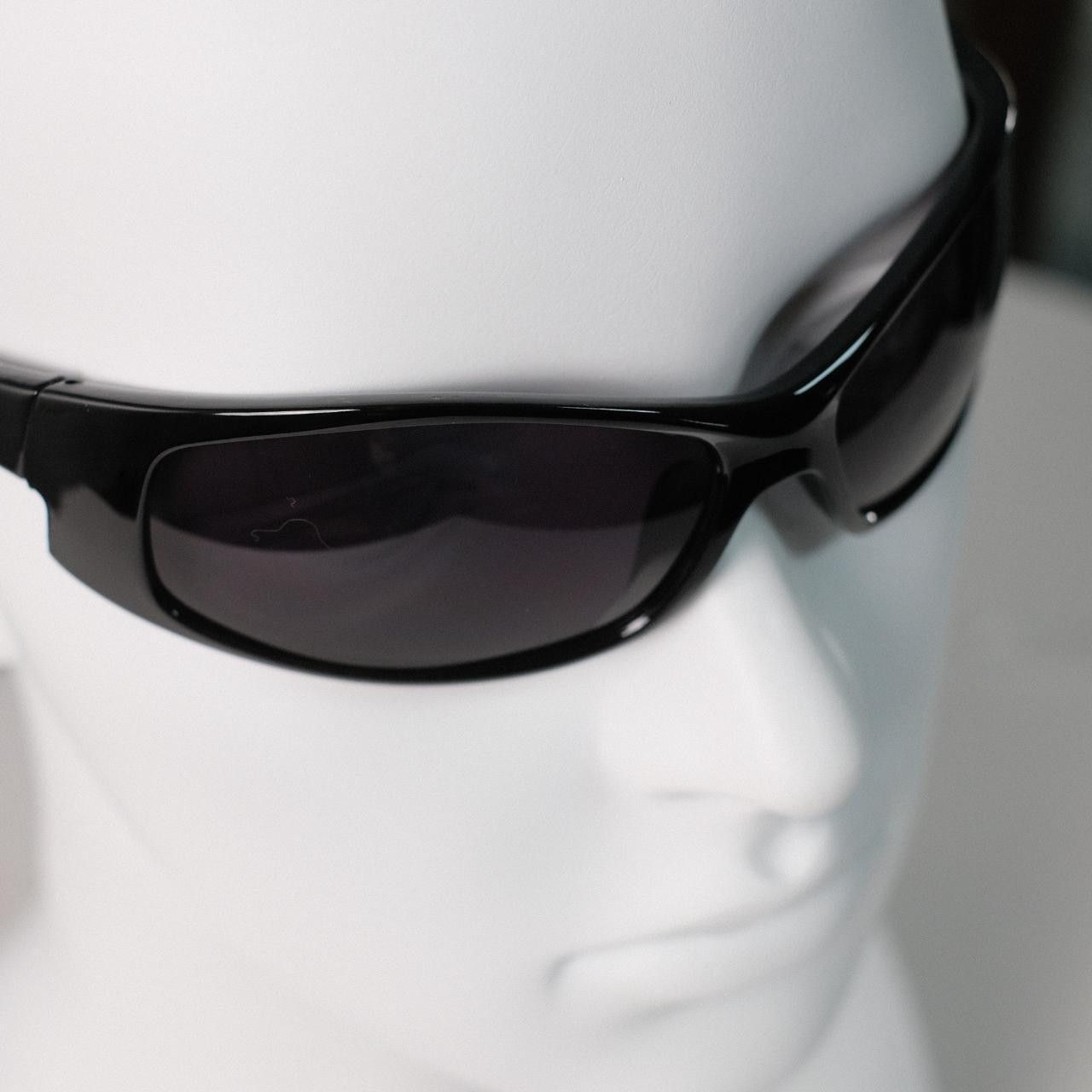 Japanese Brand Y2k Avant Garde Futuristic Cat Eye Black Sunglasses Unisex Size ONE SIZE - 3 Thumbnail