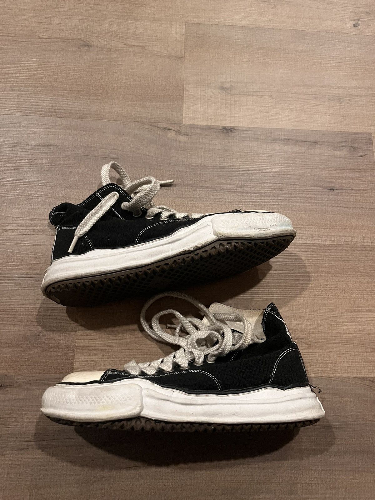 Maison MIHARA YASUHIRO MIHARAYASHUHIRO SNEAKERS Size US 10 / EU 43 - 1 Thumbnail