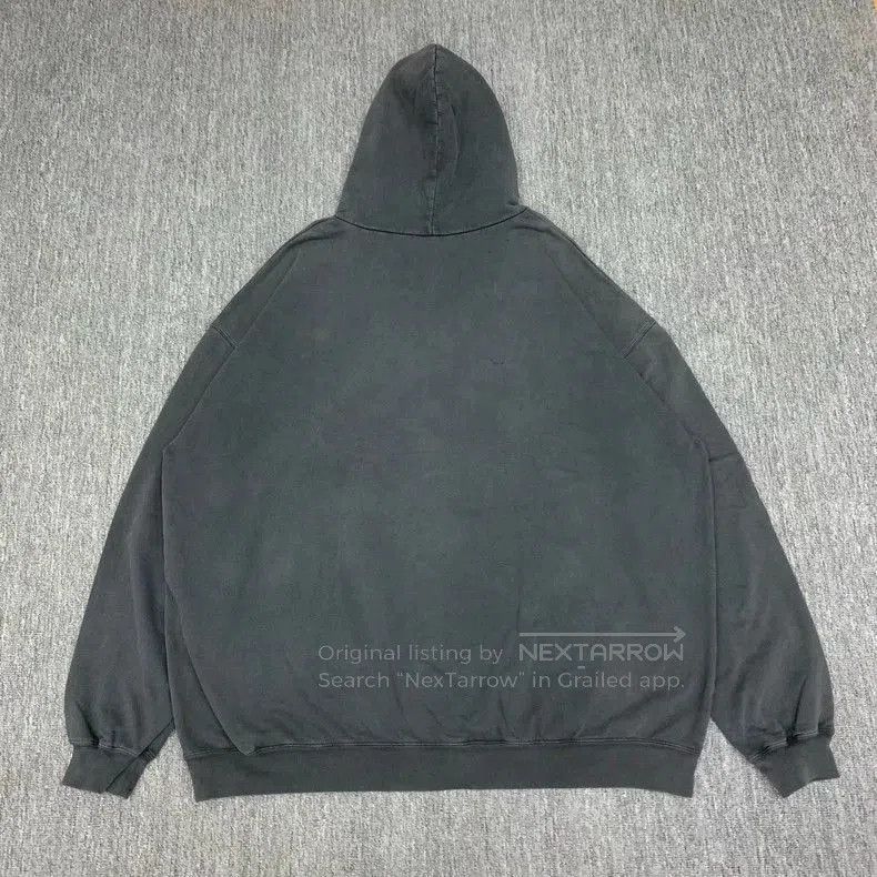 Balenciaga Balenciaga Batman Black Hoodie Sweatshirt. Size US S / EU 44-46 / 1 - 2 Thumbnail