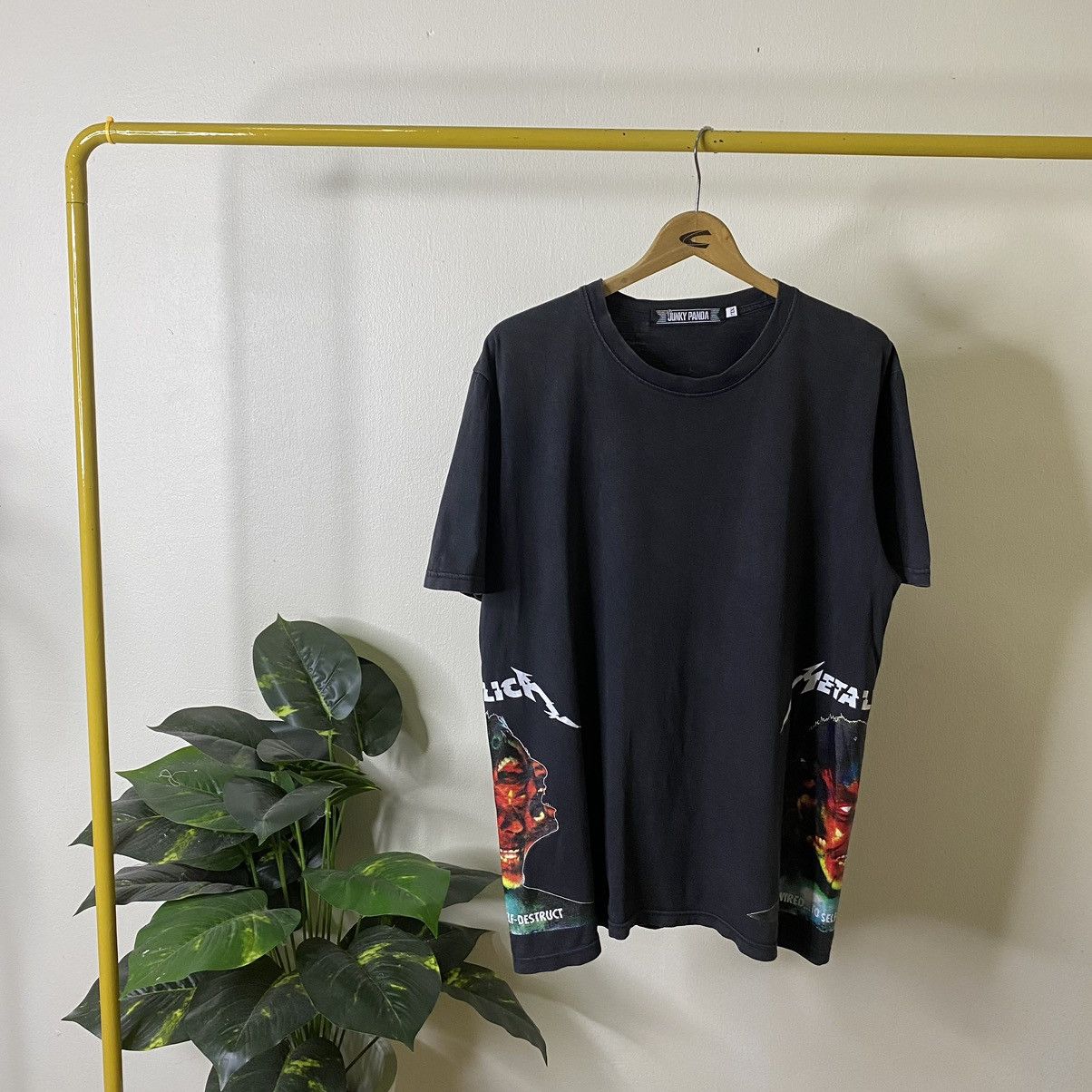 Metallica × Vintage Vintage Y2K Metallica Hardwired to Self-Destruct Boot Tee Size US L / EU 52-54 / 3 - 1 Thumbnail