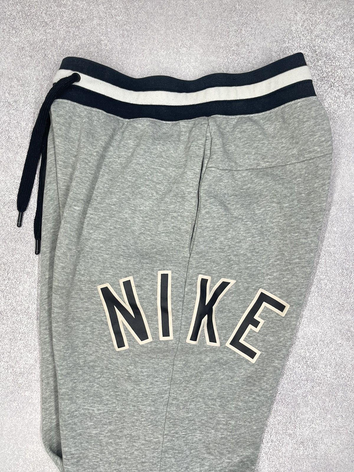 Nike Nike Air Sweatpants Joggers Grey Drill Big Logo Swoosh Y2K Size US 34 / EU 50 - 2 Thumbnail