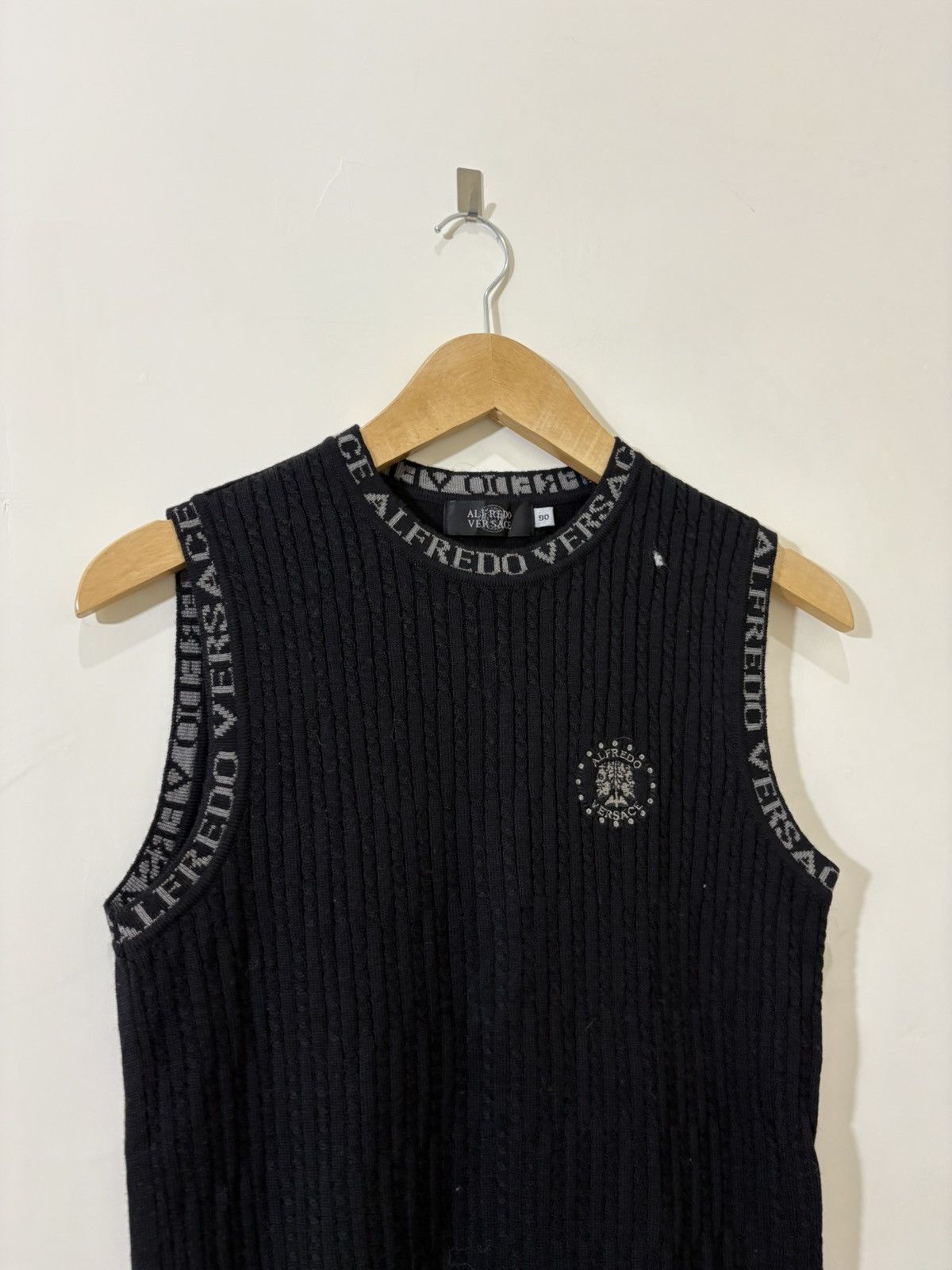 Versace 90s Versace Vest knit y2k style Size S / US 4 / IT 40 - 4 Thumbnail