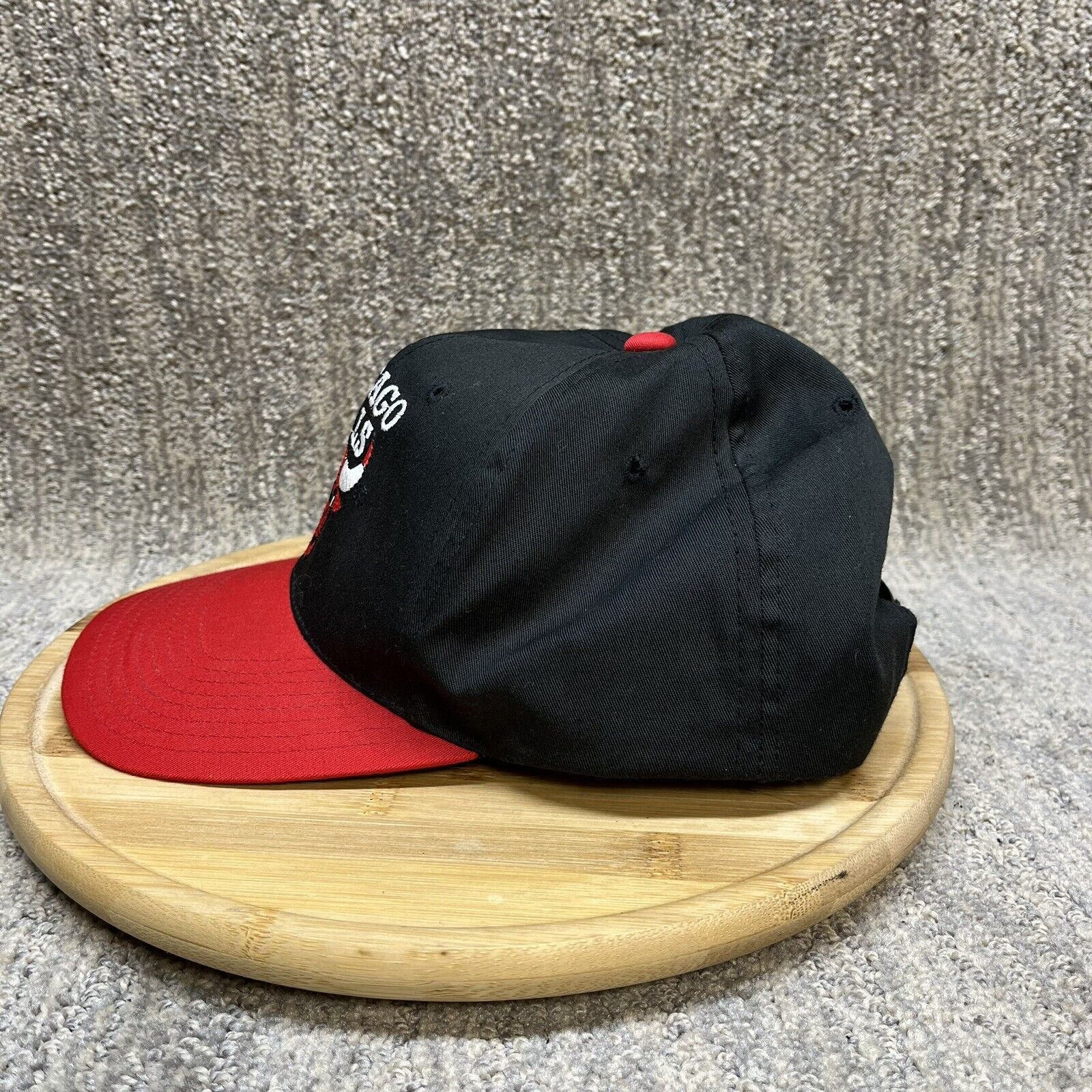 Drew Pearson VTG Back Embroidered Chicago Bulls SnapBack 90s Drew Pearson Size ONE SIZE - 4 Thumbnail