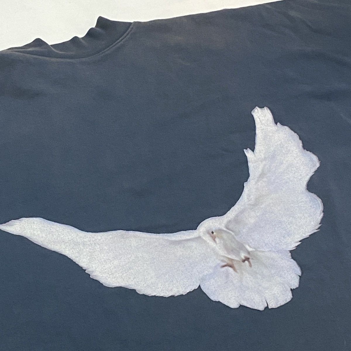 Balenciaga × Japanese Brand × Kanye West Balenciaga Cropped Dove T-Shirt YZY GAP Size US M / EU 48-50 / 2 - 1 Thumbnail