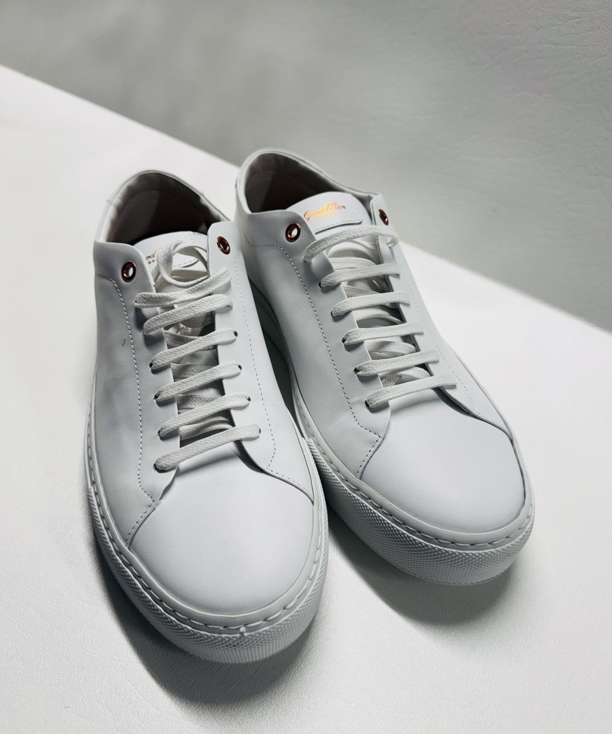 Good Man Brand Good Man Brand Edge Italian Leather Low Top Sneaker White Size US 10 / EU 43 - 4 Thumbnail