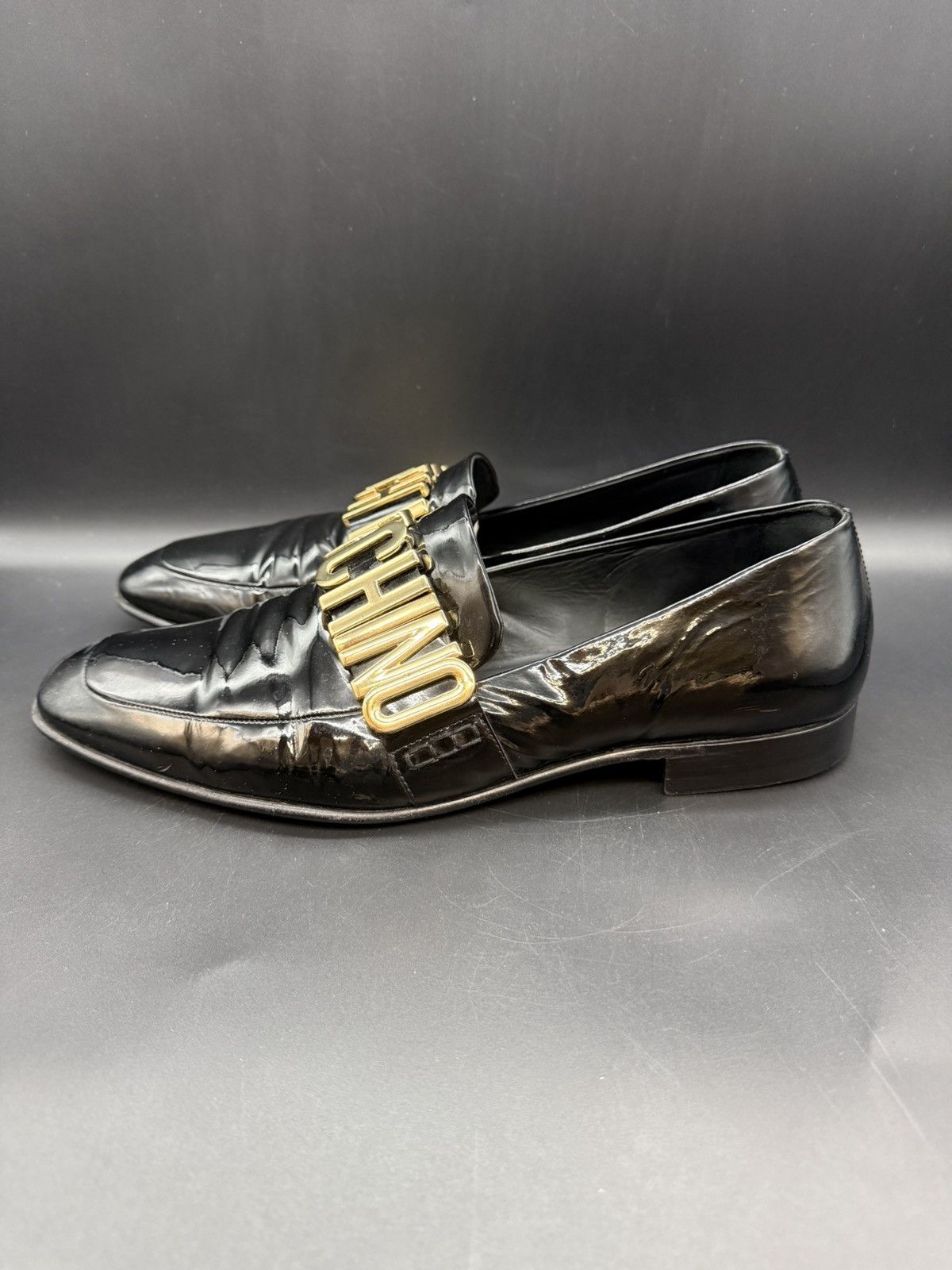 Moschino MOSCHINO Patent Leather Gold Letter Logo Loafers IT 44 US 11 Size US 11 / EU 44 - 5 Thumbnail