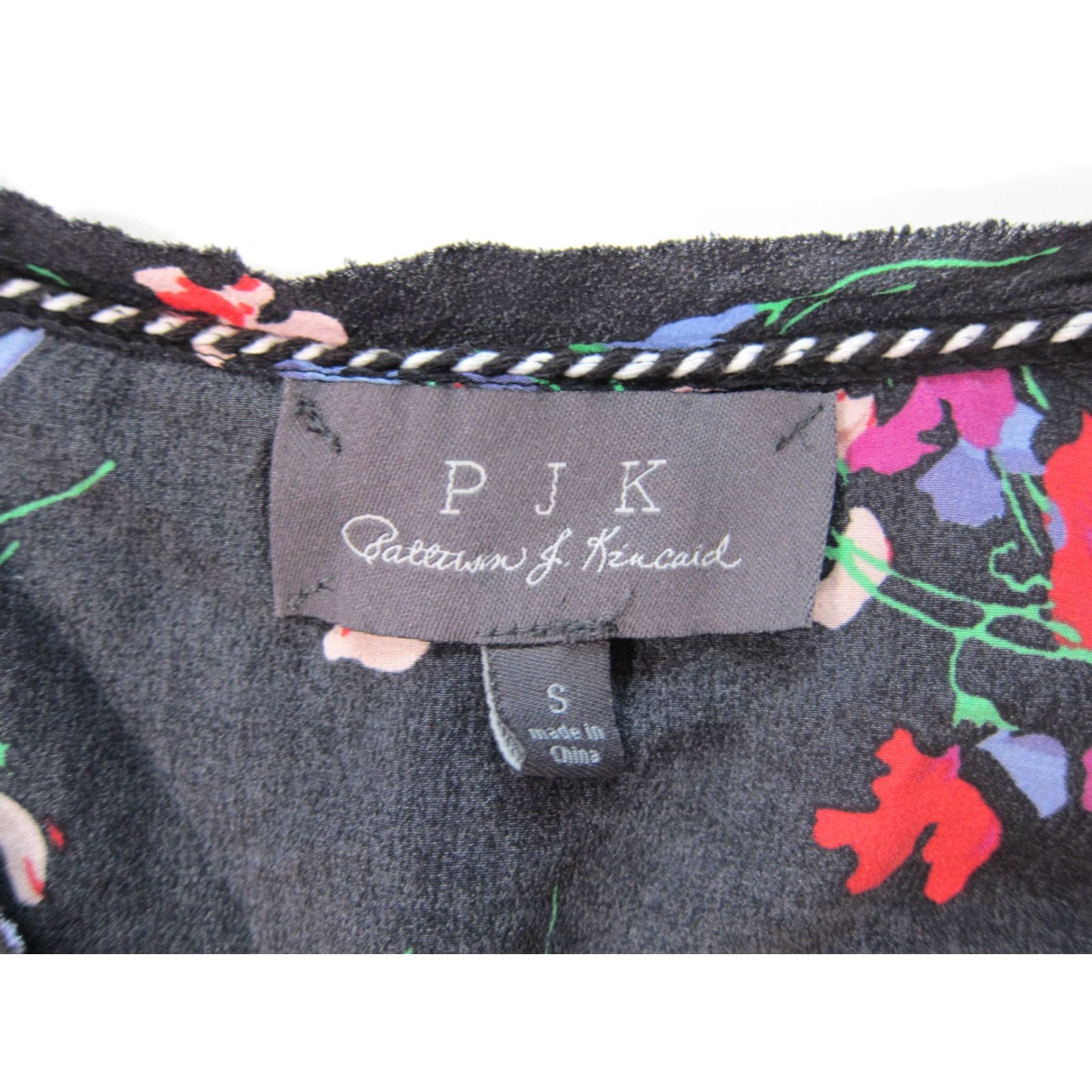 Vintage Patterson J Kincaid Silk Black Red Green Floral Long Sleeve Jumper Shorts S - Women - Silk - Flowered One-Piece Jumpsuit Size S / US 4 / IT 40 - 3 Thumbnail