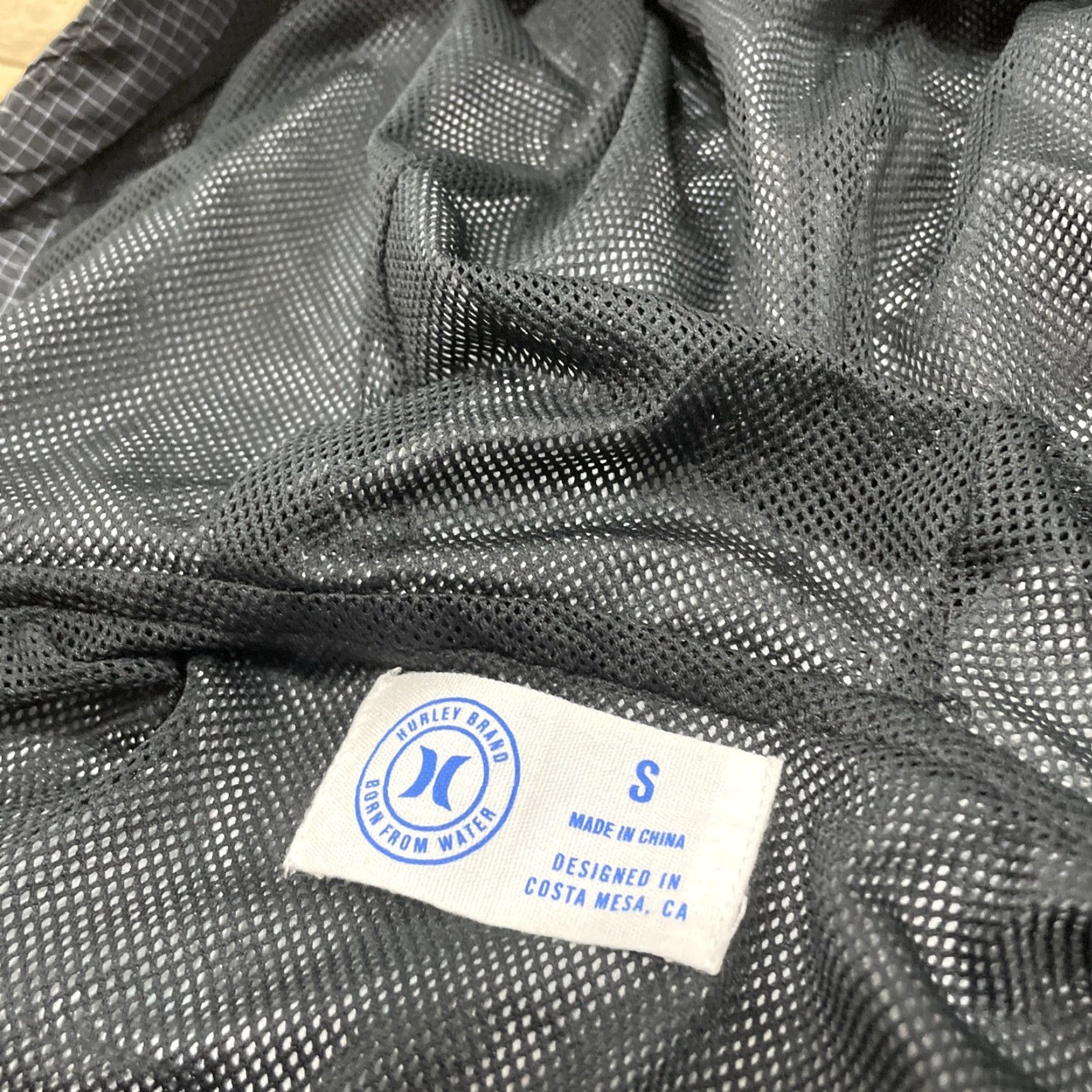 Hurley Hurley Men’s Jacket Windbreaker Hooded Zip Logo Colorblock Weatherproof, Small, Blue, Casual, Regular Fit, Winter Spring Fall, Men’s, Jacket Size US S / EU 44-46 / 1 - 4 Thumbnail