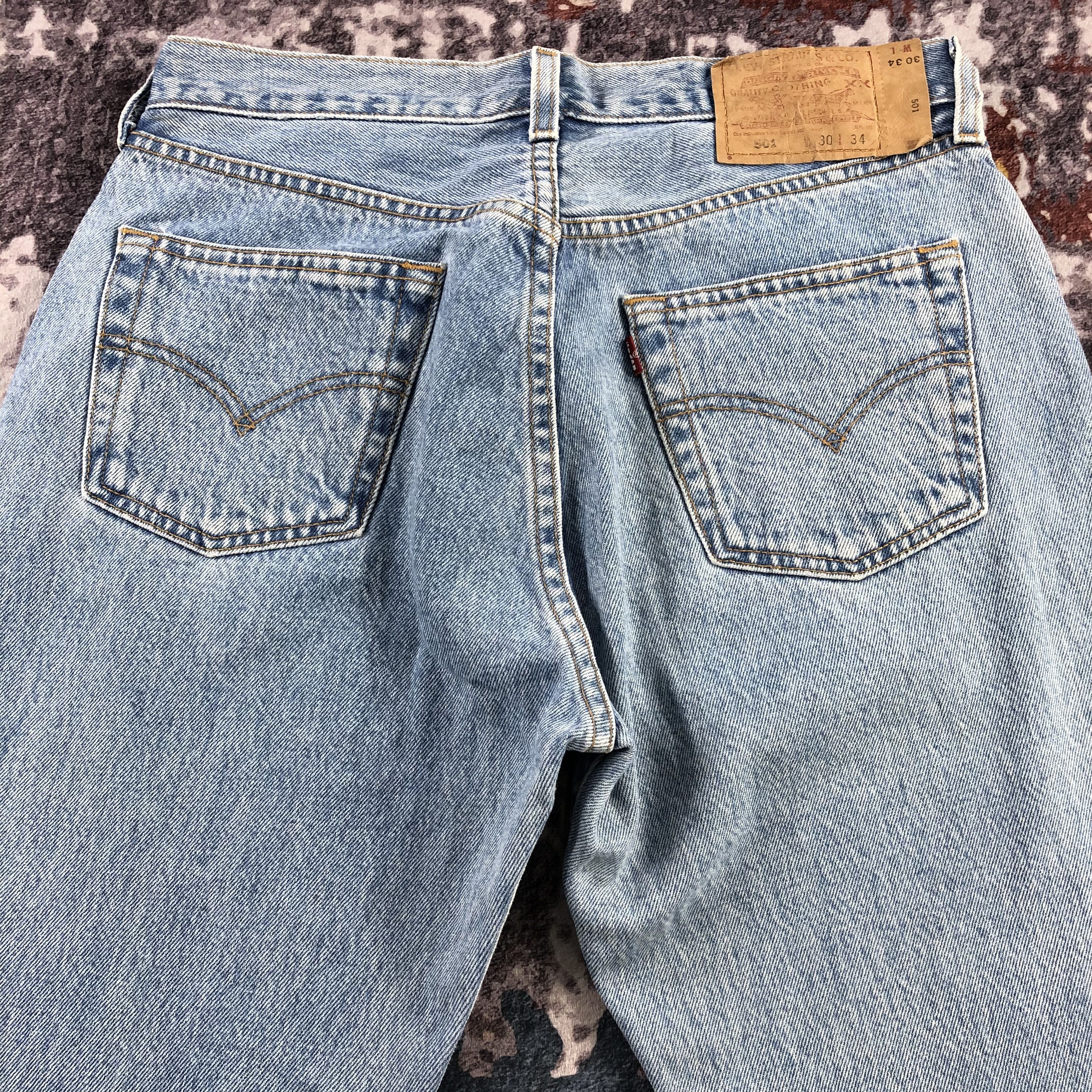 Levi's × Vintage Vintage 90s Light Wash Levis 501 Jeans-JM2822 Size US 30 / EU 46 - 5 Thumbnail