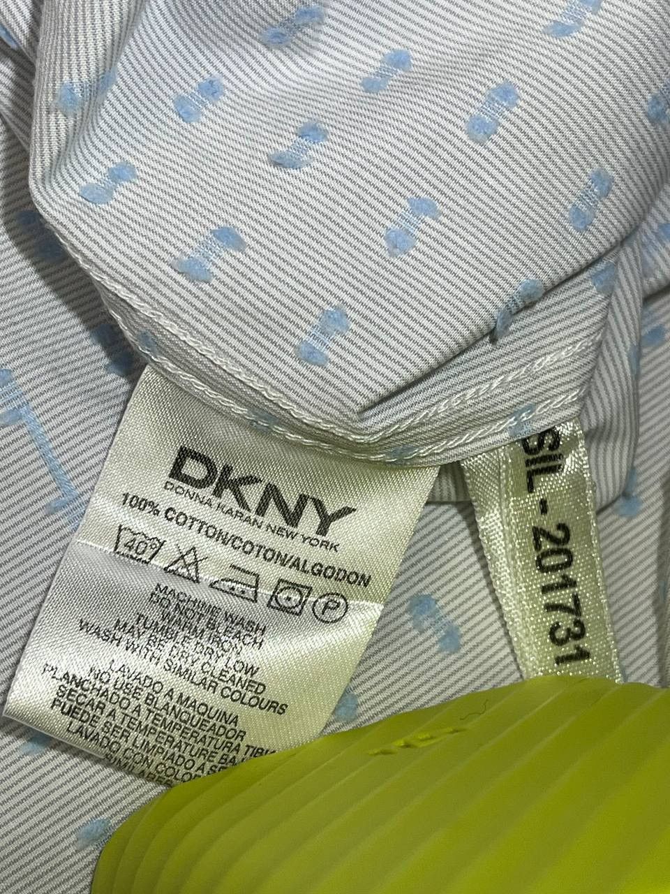 Designer DKNY Donna Karan New York basic shirt Size US XL / EU 56 / 4 - 7 Thumbnail