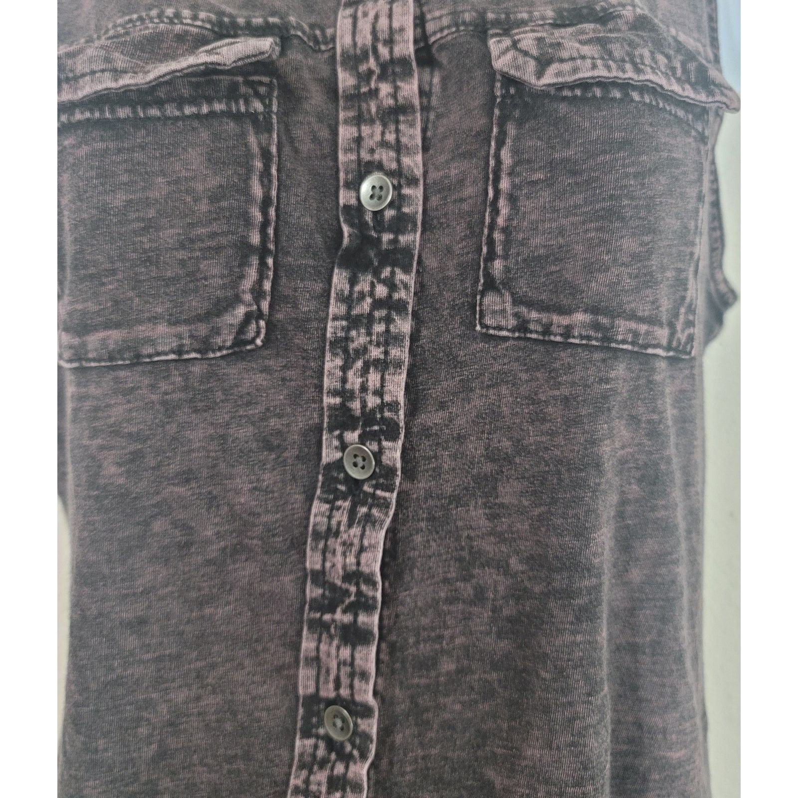 Rock & Republic Rock & Republic Purple Button Up Sleeveless Cut Out Back S Size S / US 4 / IT 40 - 3 Thumbnail